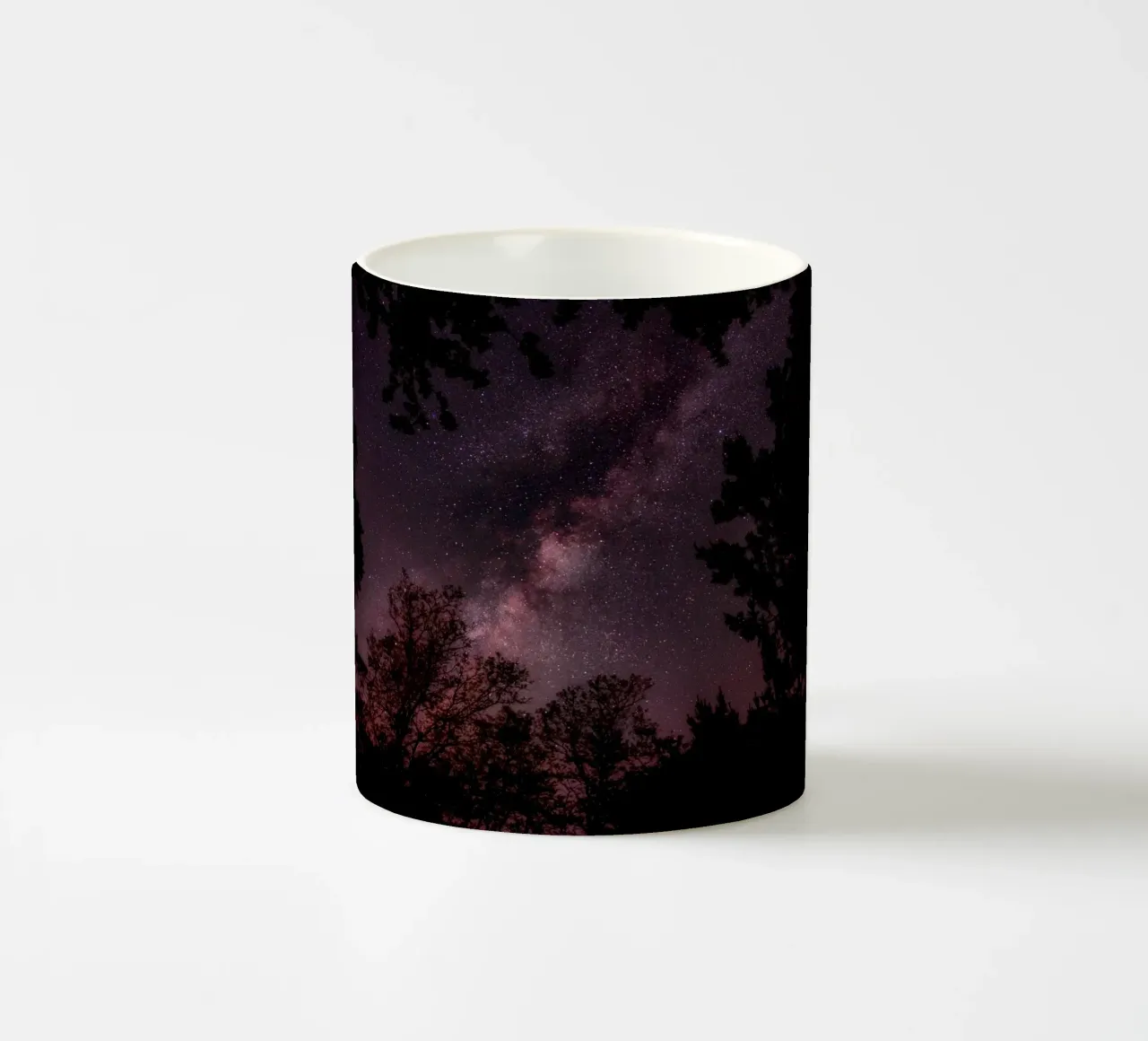 cielo notturno a via lattea tazza in ceramica da Earthly Visions