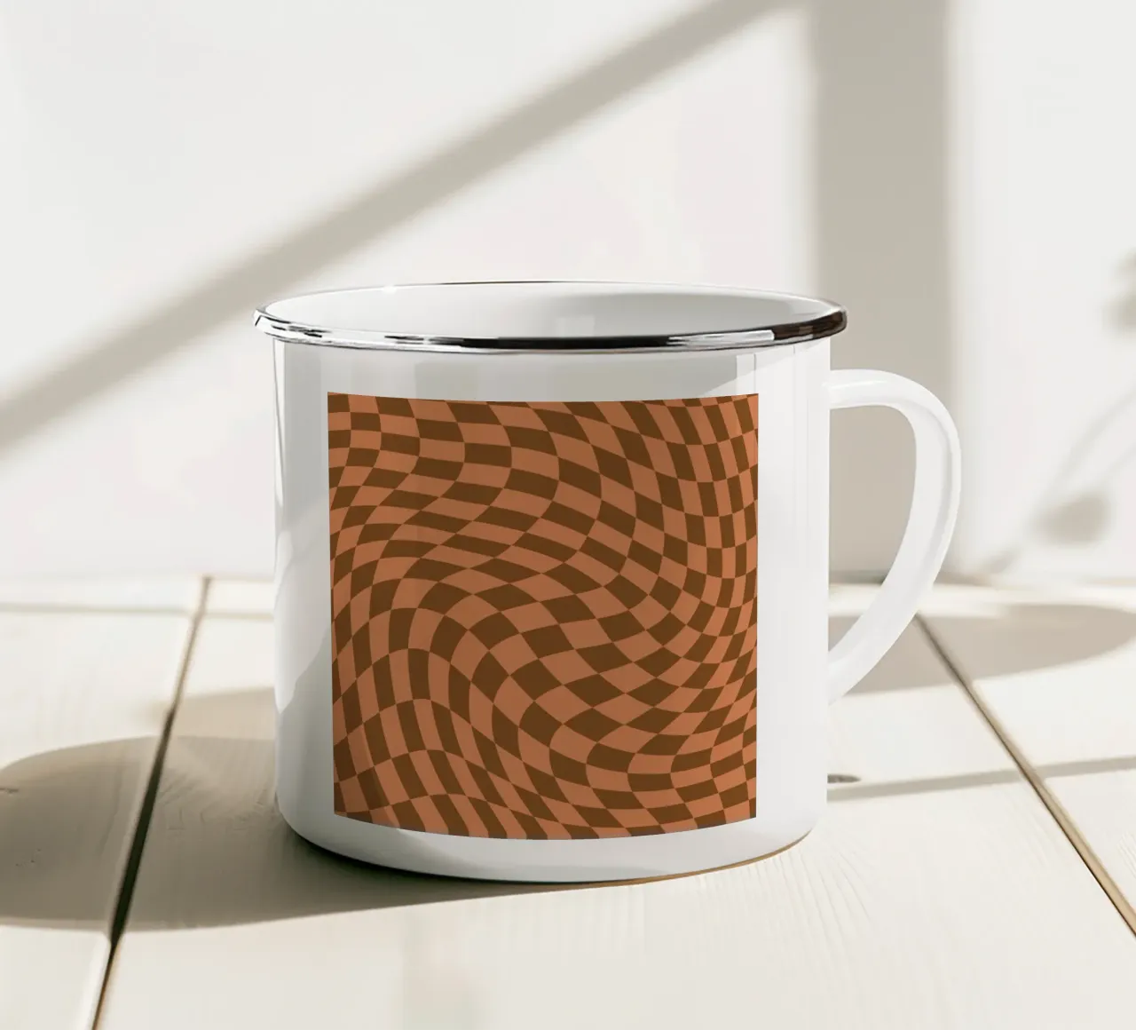 Dama ondulata 17 tazza in smalto da Little Dean