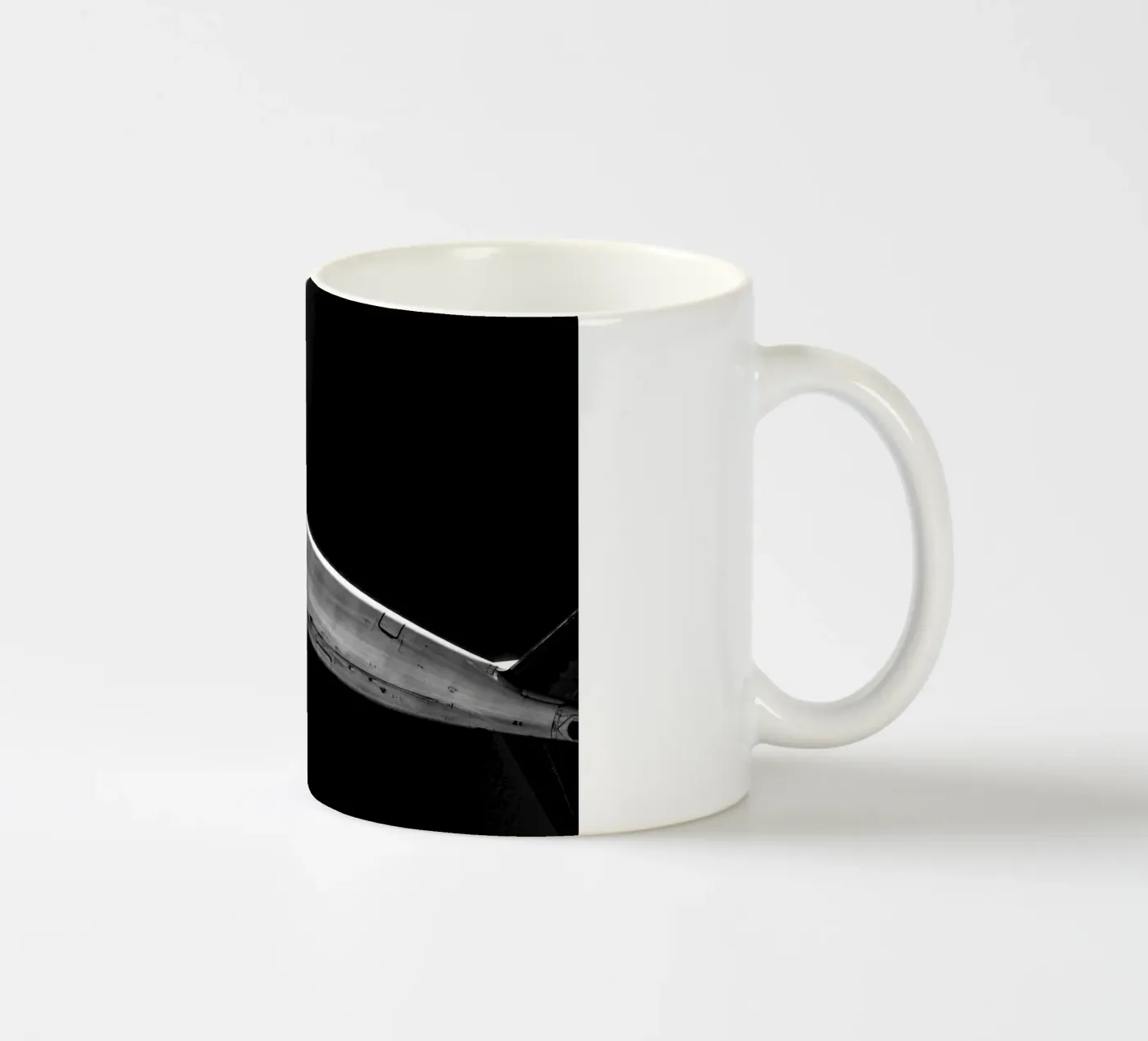Overhead ceramic mug by Tal Paz-Fridman