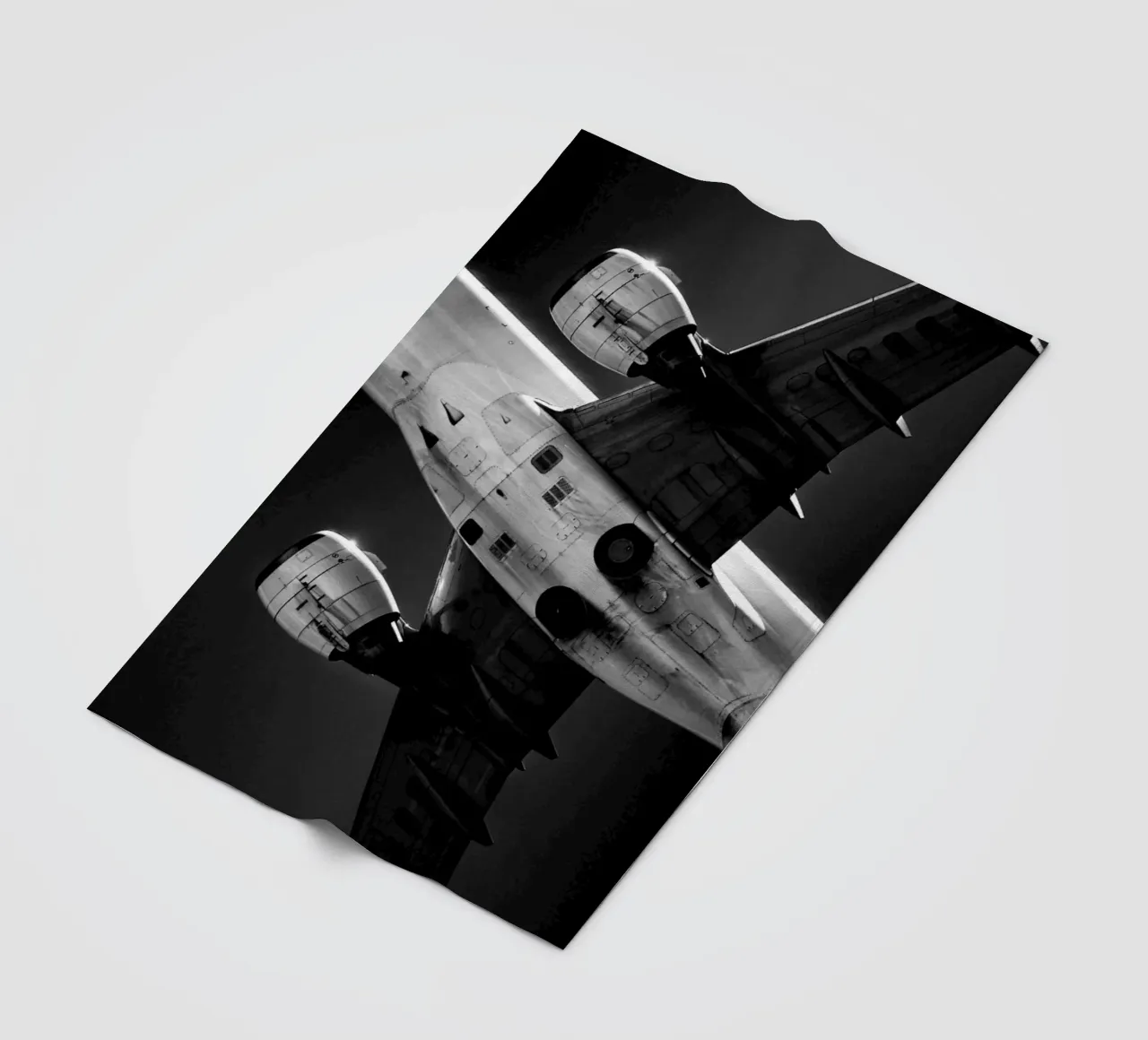 Overhead Fleecedecke von Tal Paz-Fridman