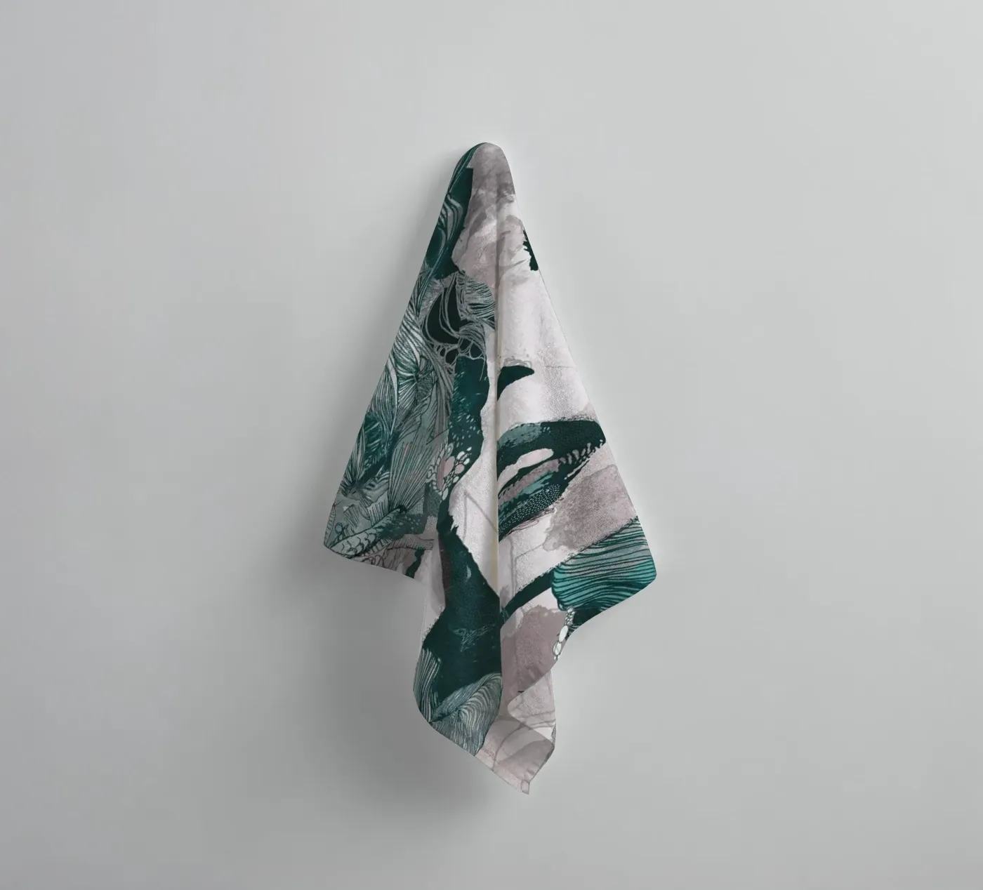 roller towel by Giulio Iurissevich