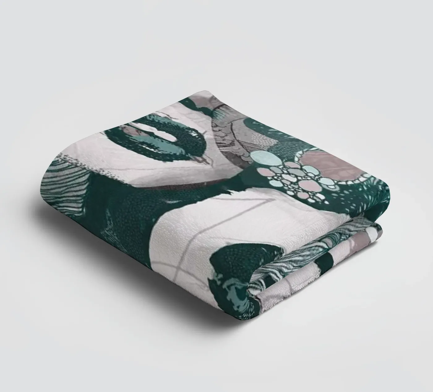 roller towel by Giulio Iurissevich