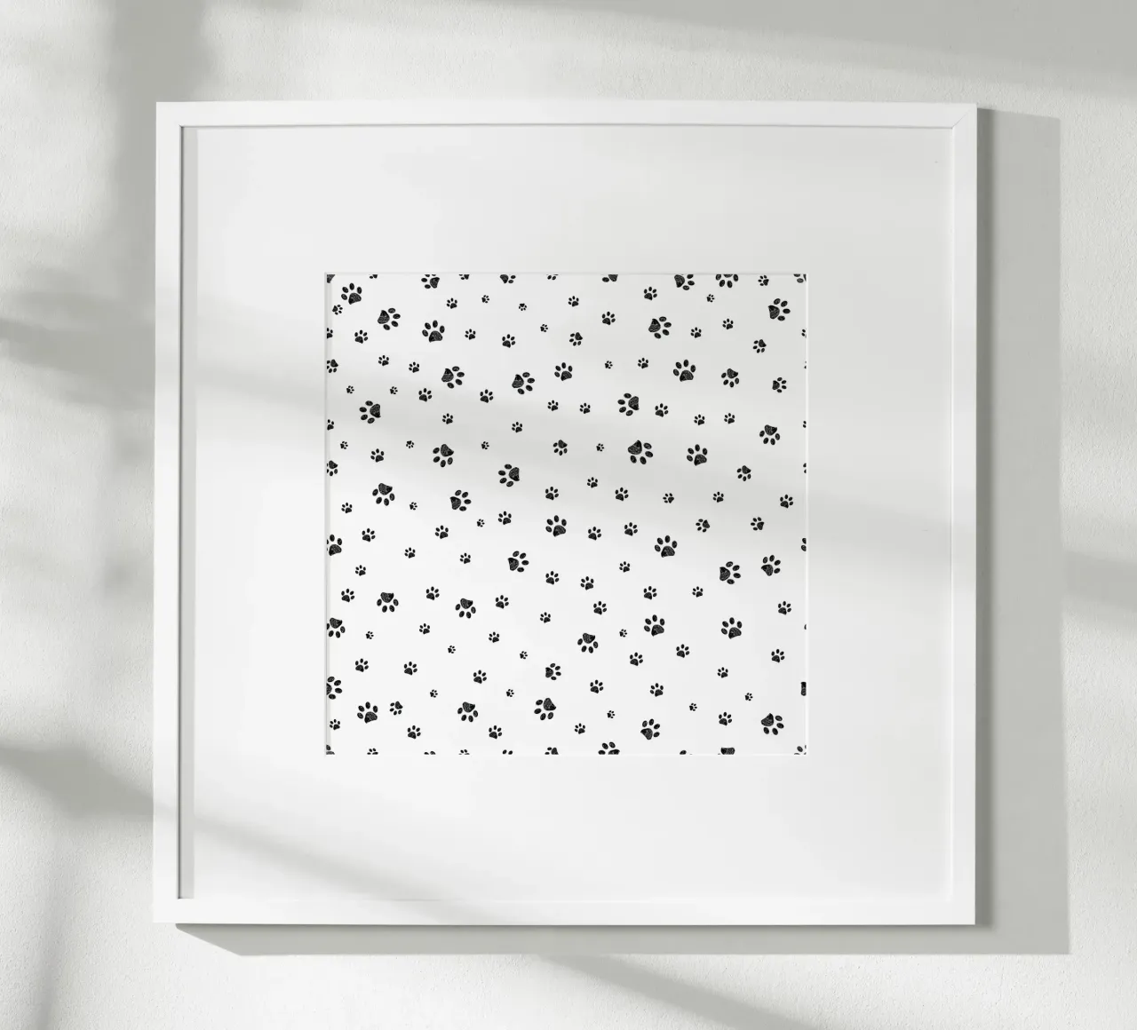 Tracciare le impronte delle zampe dello scarabeo nero poster con telaio in plastica da gulsengunel