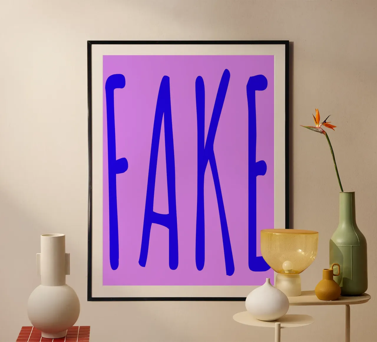 Fake. (3 Farbvarianten) poster da FRICKE DESIGN