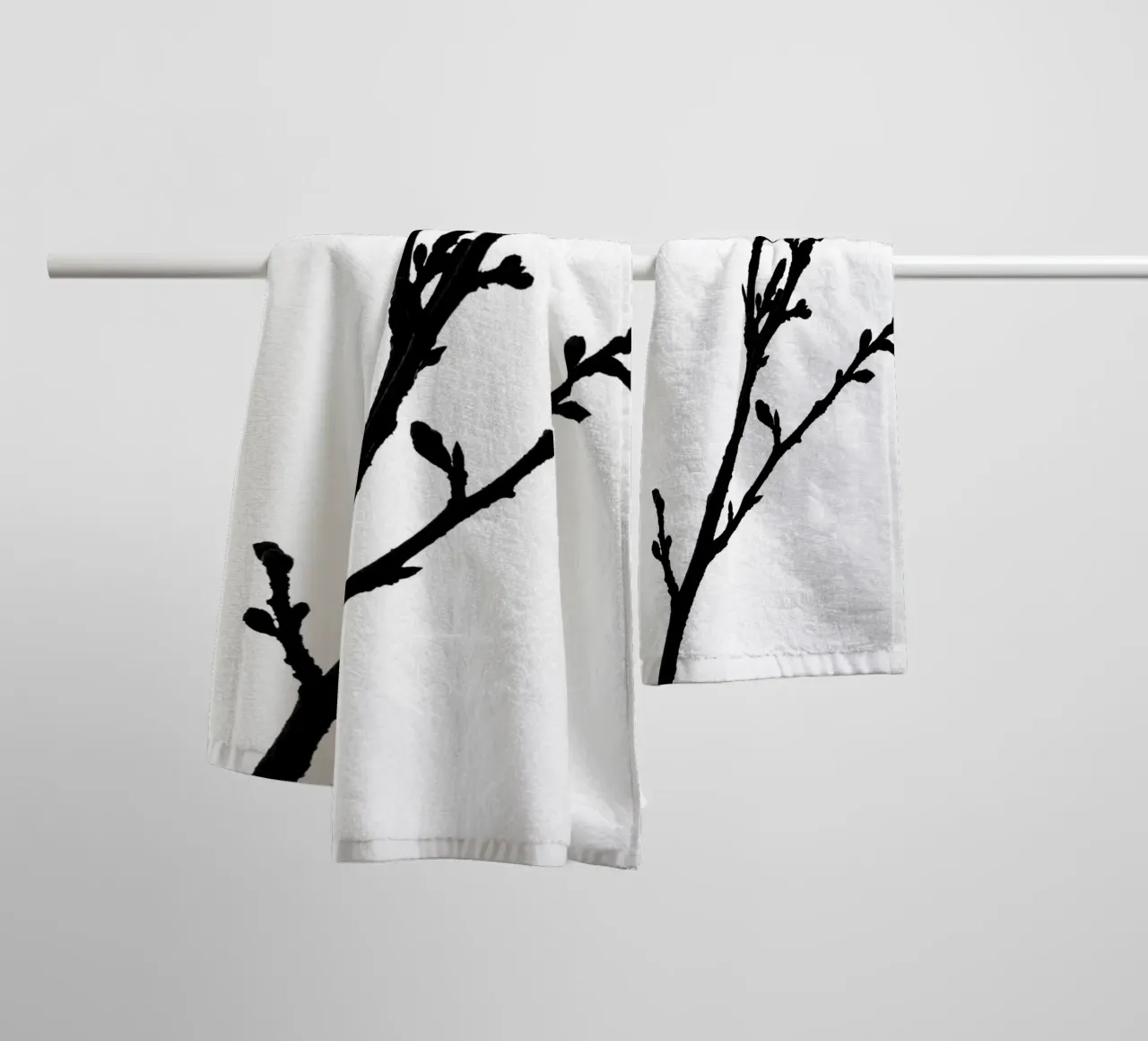 Keep it Minimal towel by rafael campezato