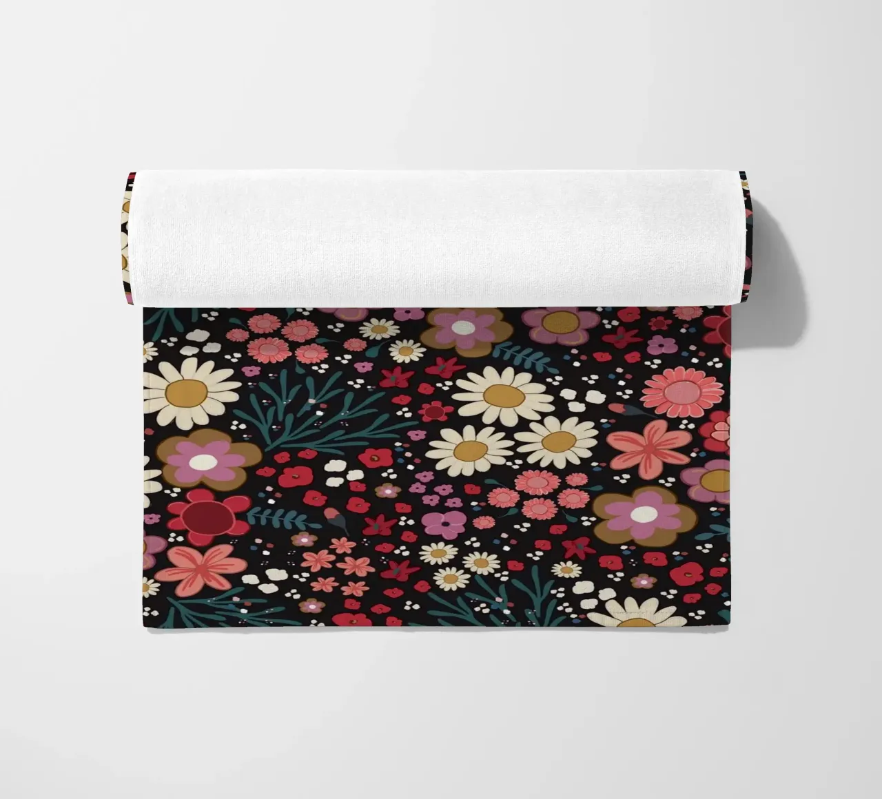 Semplice modello di fiori disegnato a mano telo mare da gulsengunel