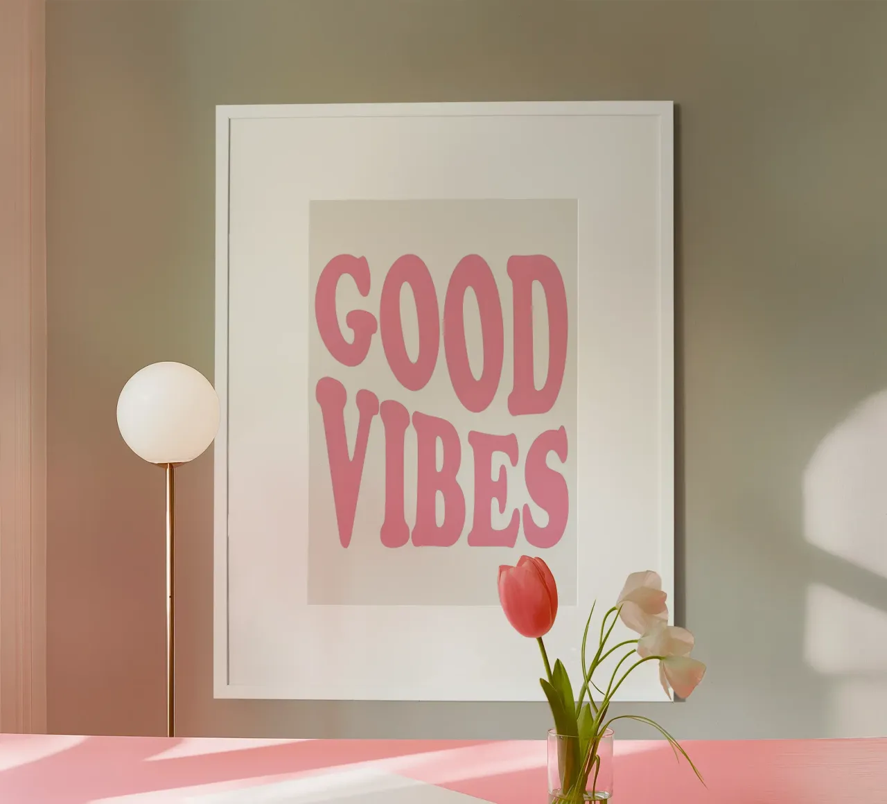 Poster Groovy Good Vibes - Stampa tipografica rosa retrò poster con telaio in alluminio da homdeco