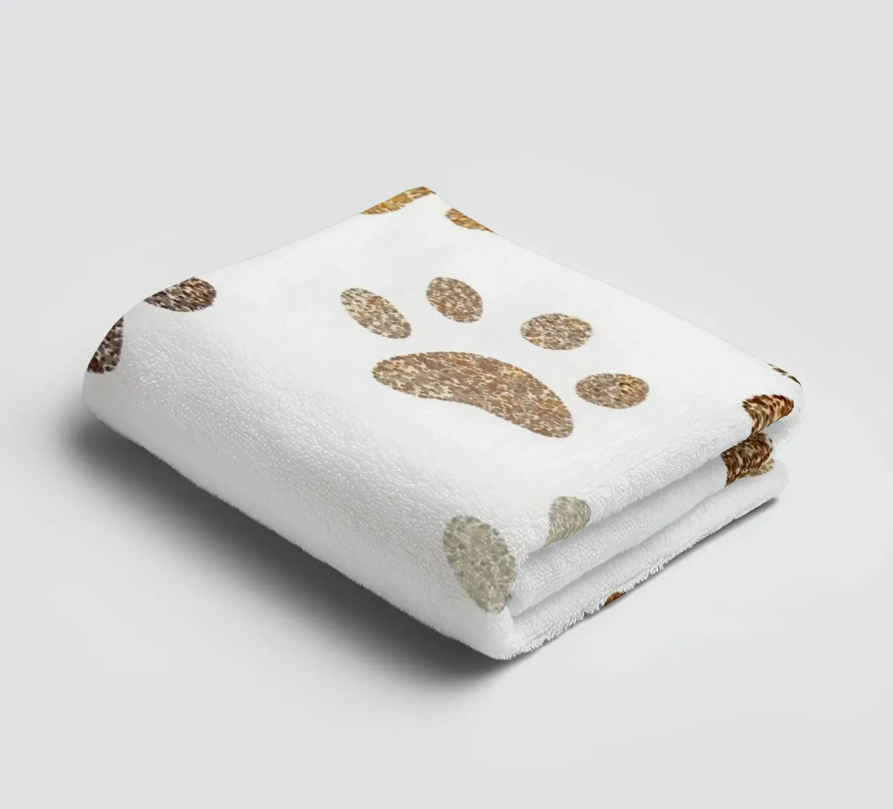 Shining paw print towel by gulsengunel
