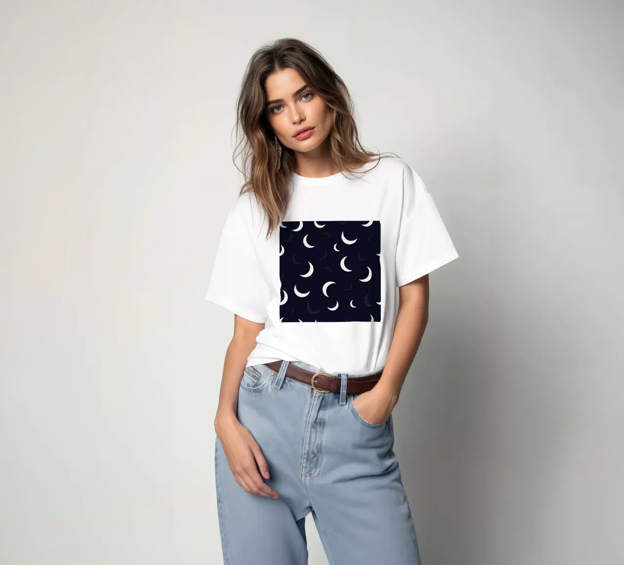 Lune d'oro splendenti t-shirt da gulsengunel