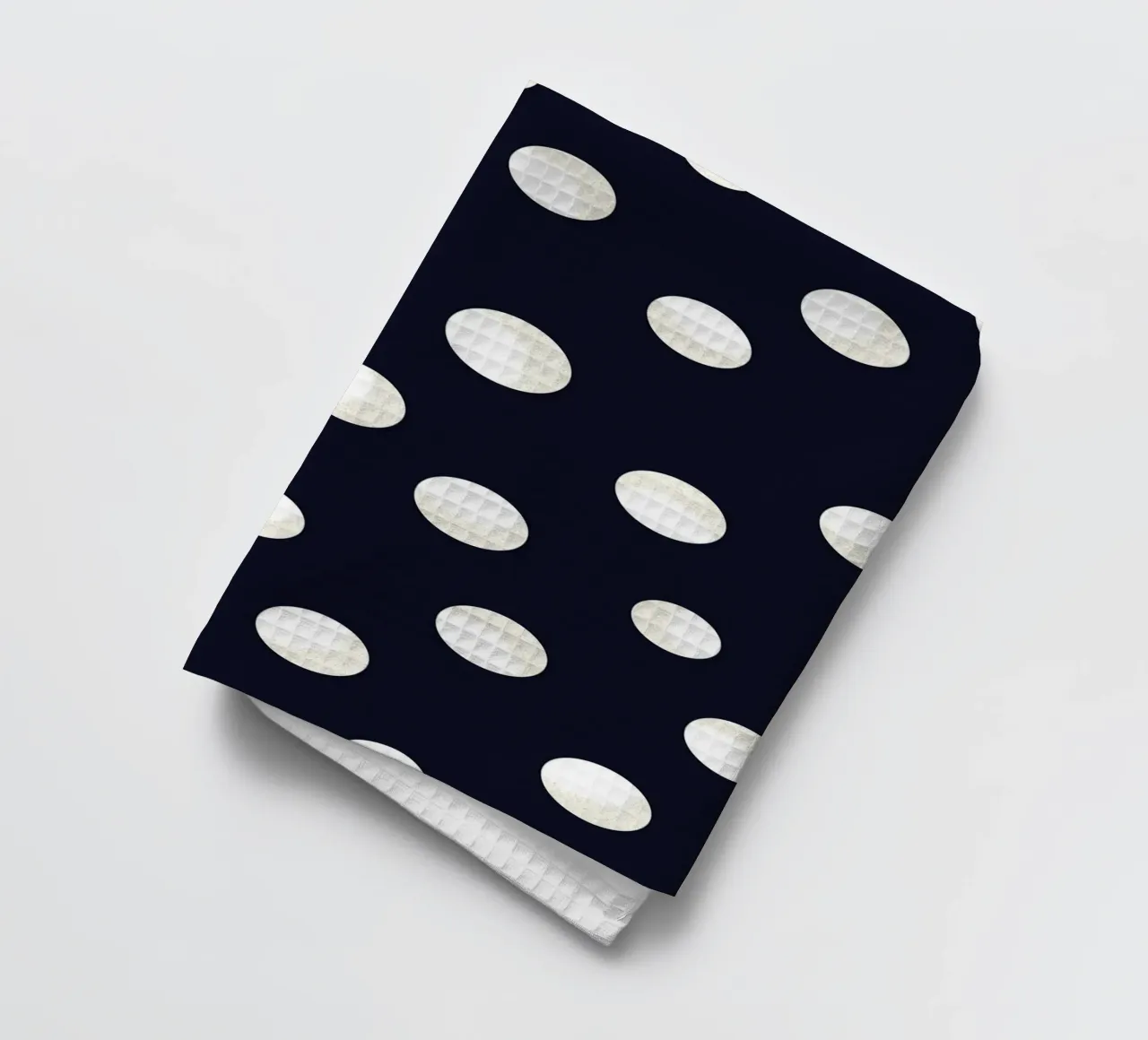 Points dorés et blancs sur un motif moderne et élégant de couleur marine torchon de gulsengunel