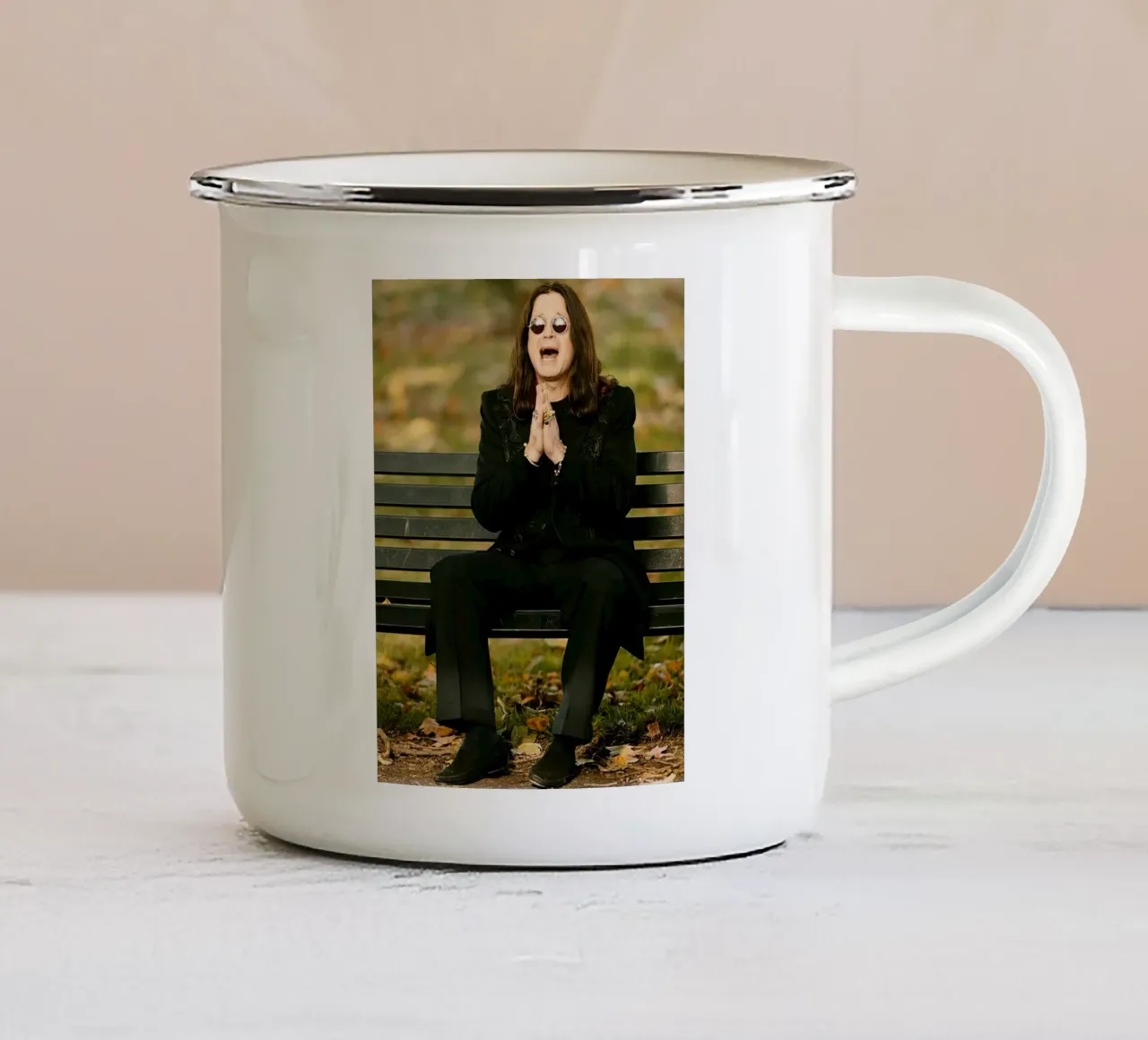 Ozzy Osbourne tazza in smalto da Musadad Shop