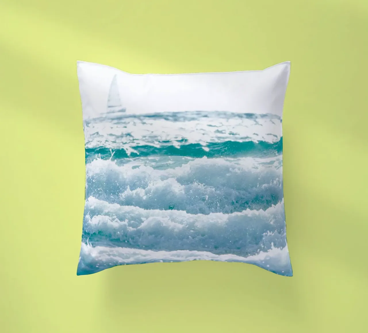 Bianco su bianco cuscino da Tal Paz-Fridman