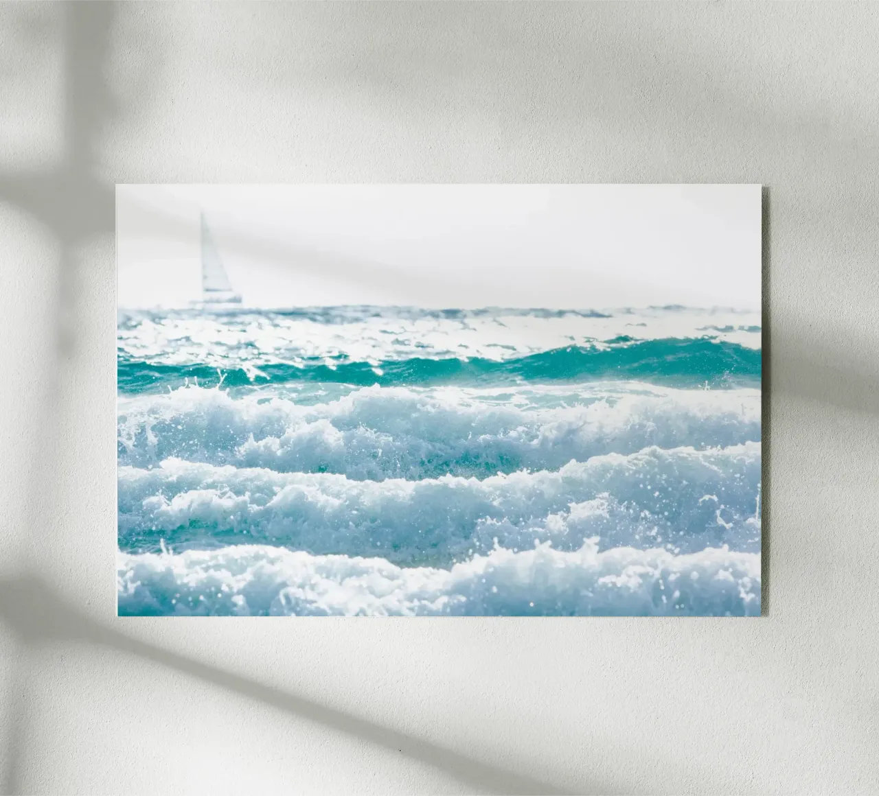 Bianco su bianco plexiglass da Tal Paz-Fridman