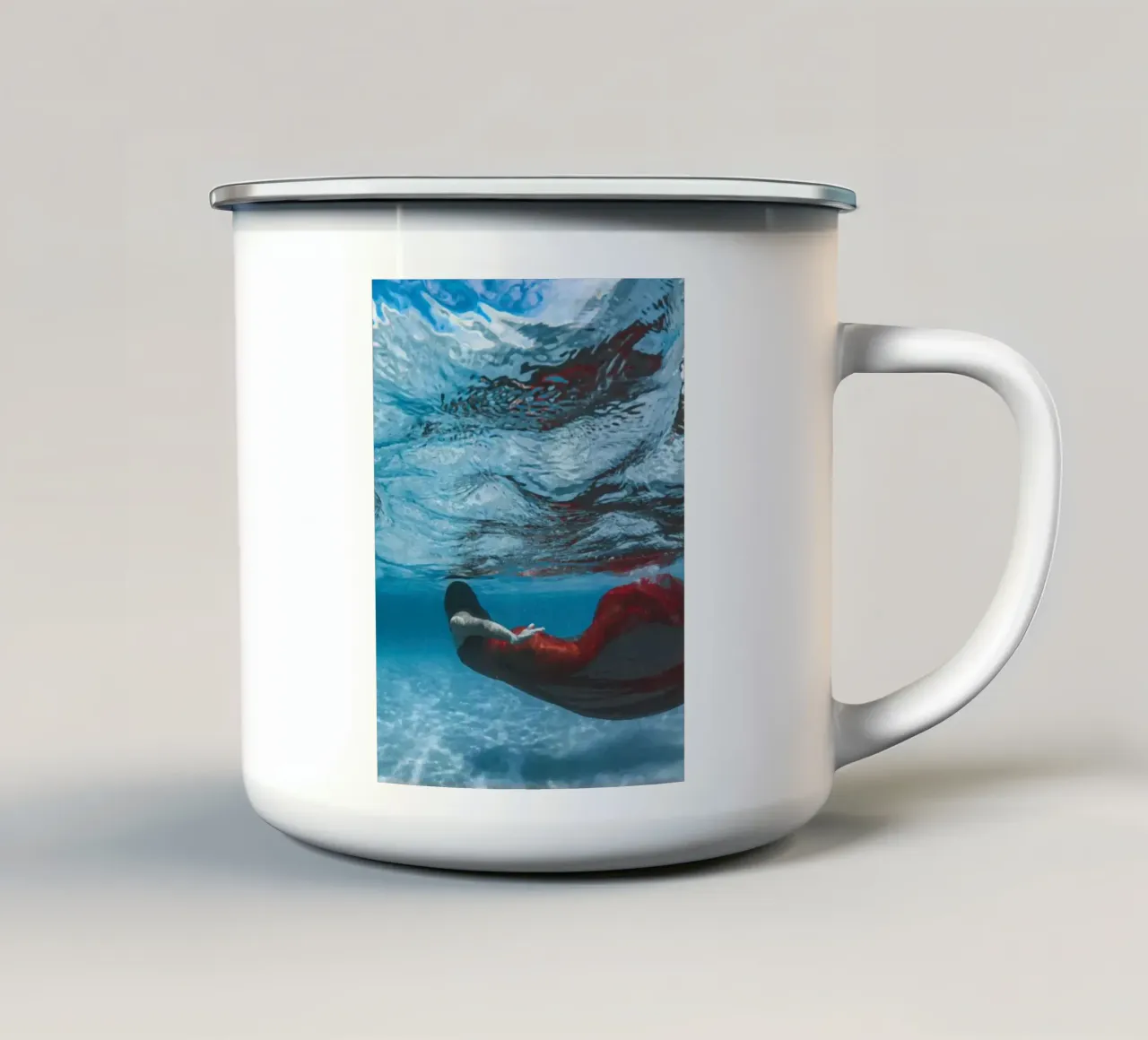Sogni sommersi tazza in smalto da AprilAdamantium
