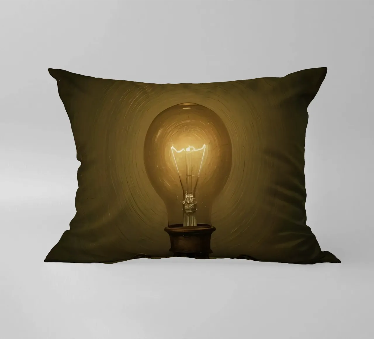 Lampadina illuminata su supporto in metallo cuscino da DesignDoodle