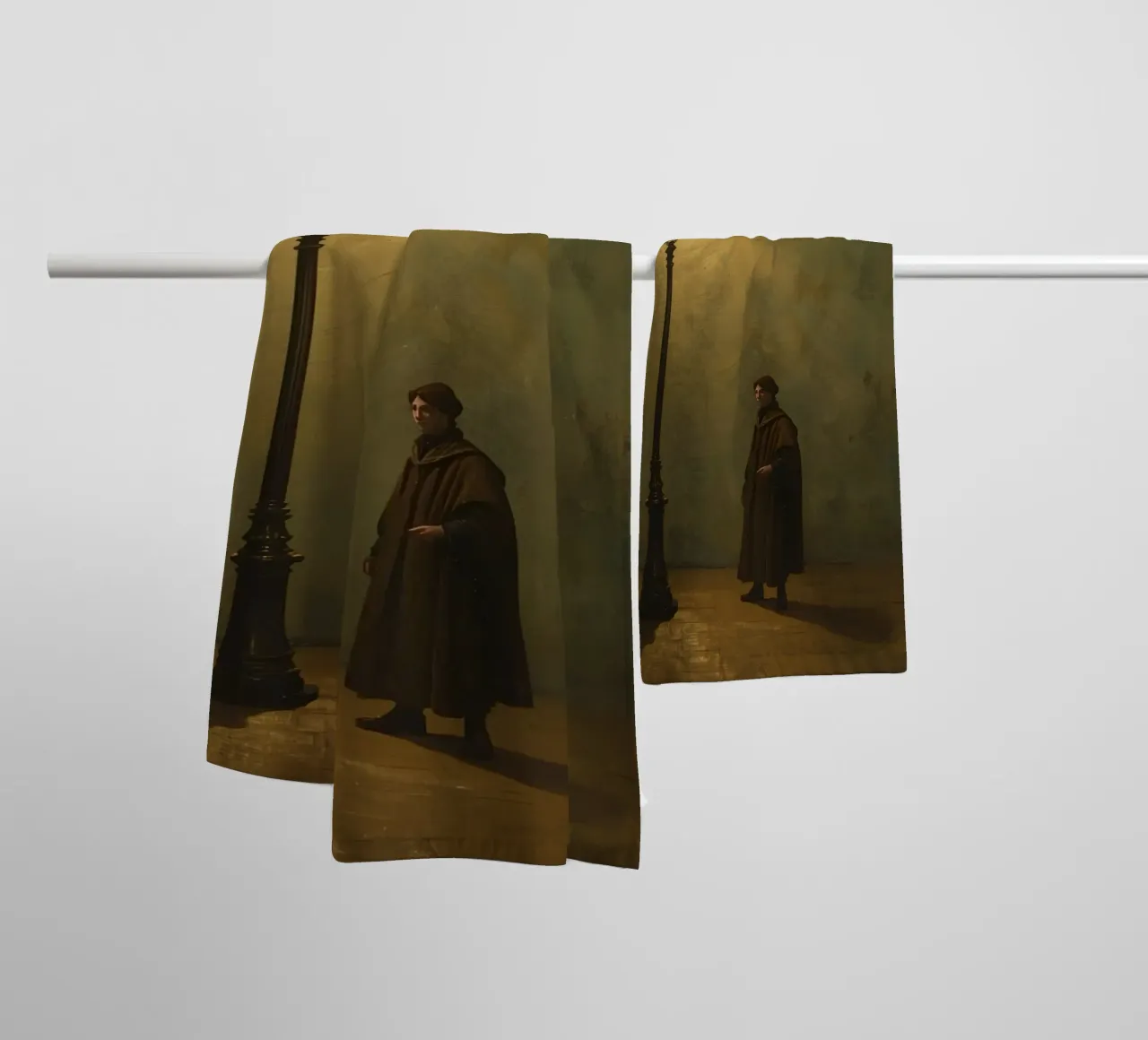 Pittura di un uomo in piedi accanto a un lampione acceso asciugamano da bagno da DesignDoodle