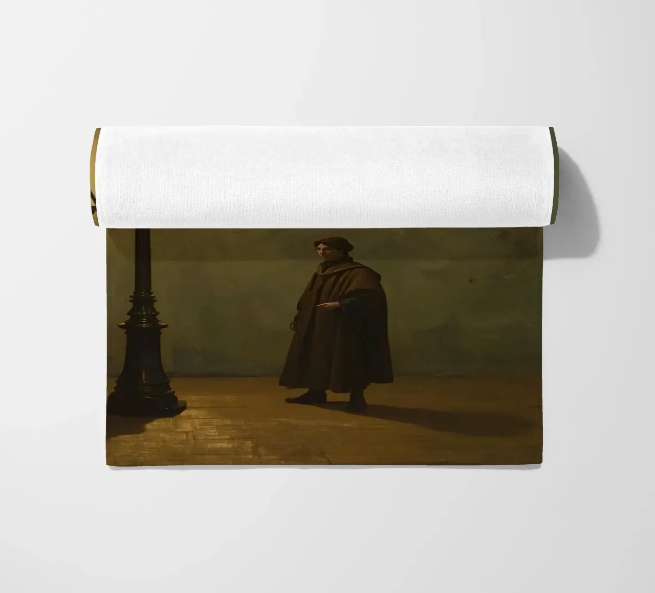 Pittura di un uomo in piedi accanto a un lampione acceso telo mare da DesignDoodle