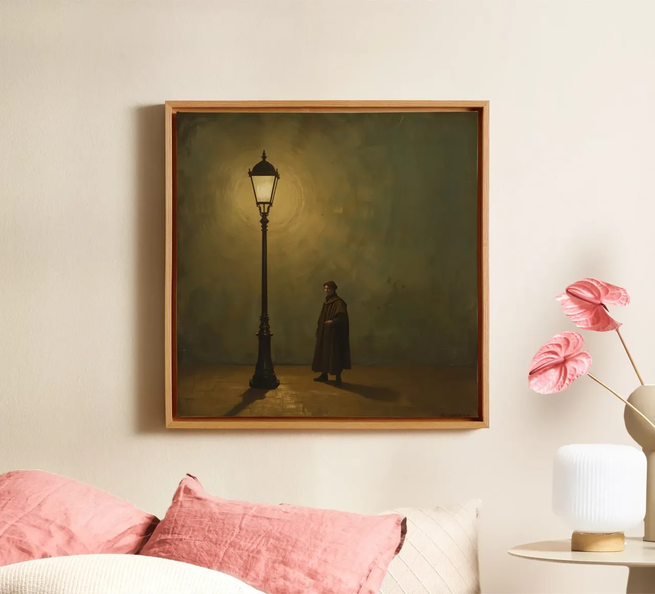 Pittura di un uomo in piedi accanto a un lampione acceso tela con Cornice a cassetta da DesignDoodle