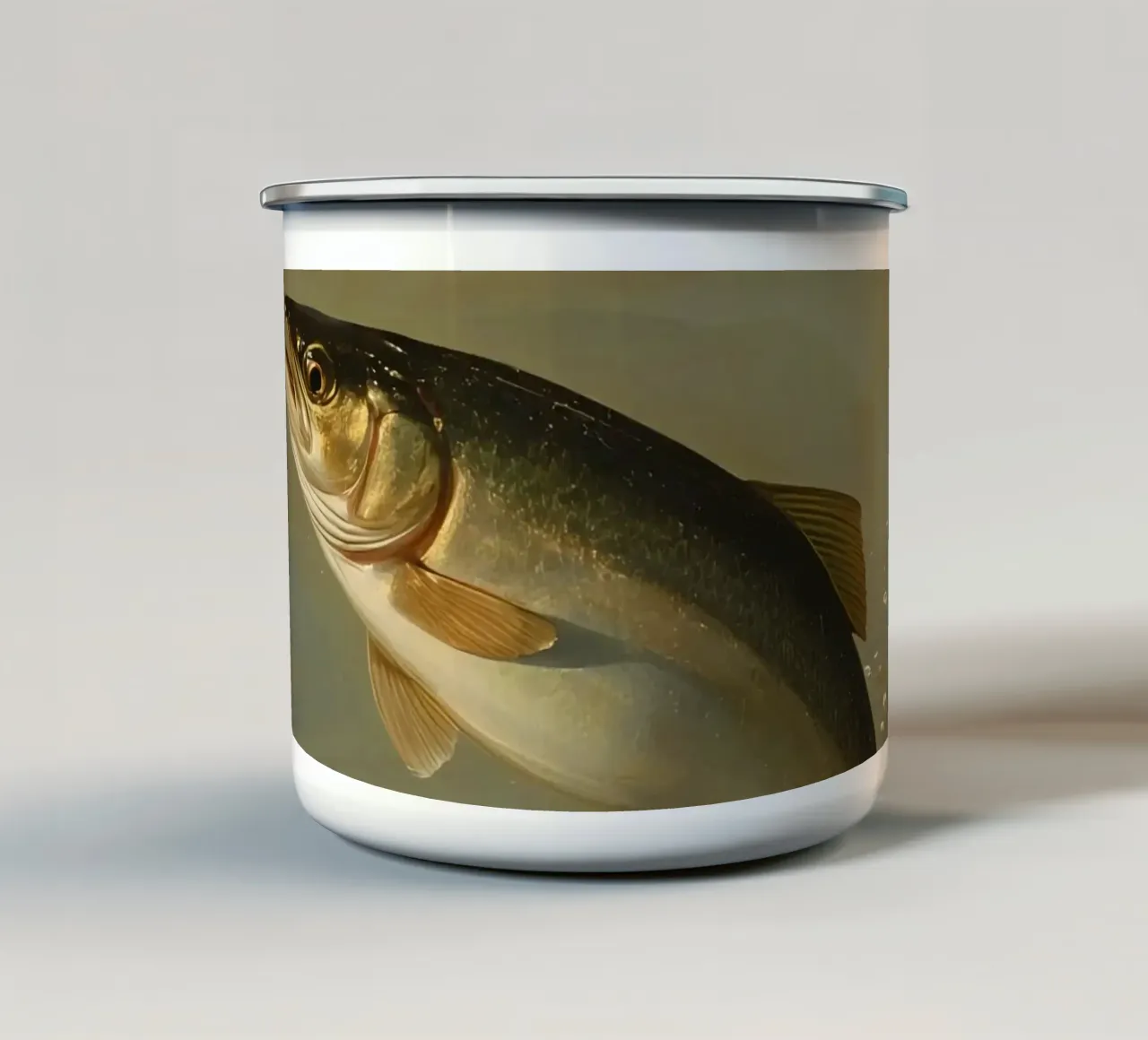Pittura di una trota che salta in acqua tazza in smalto da DesignDoodle