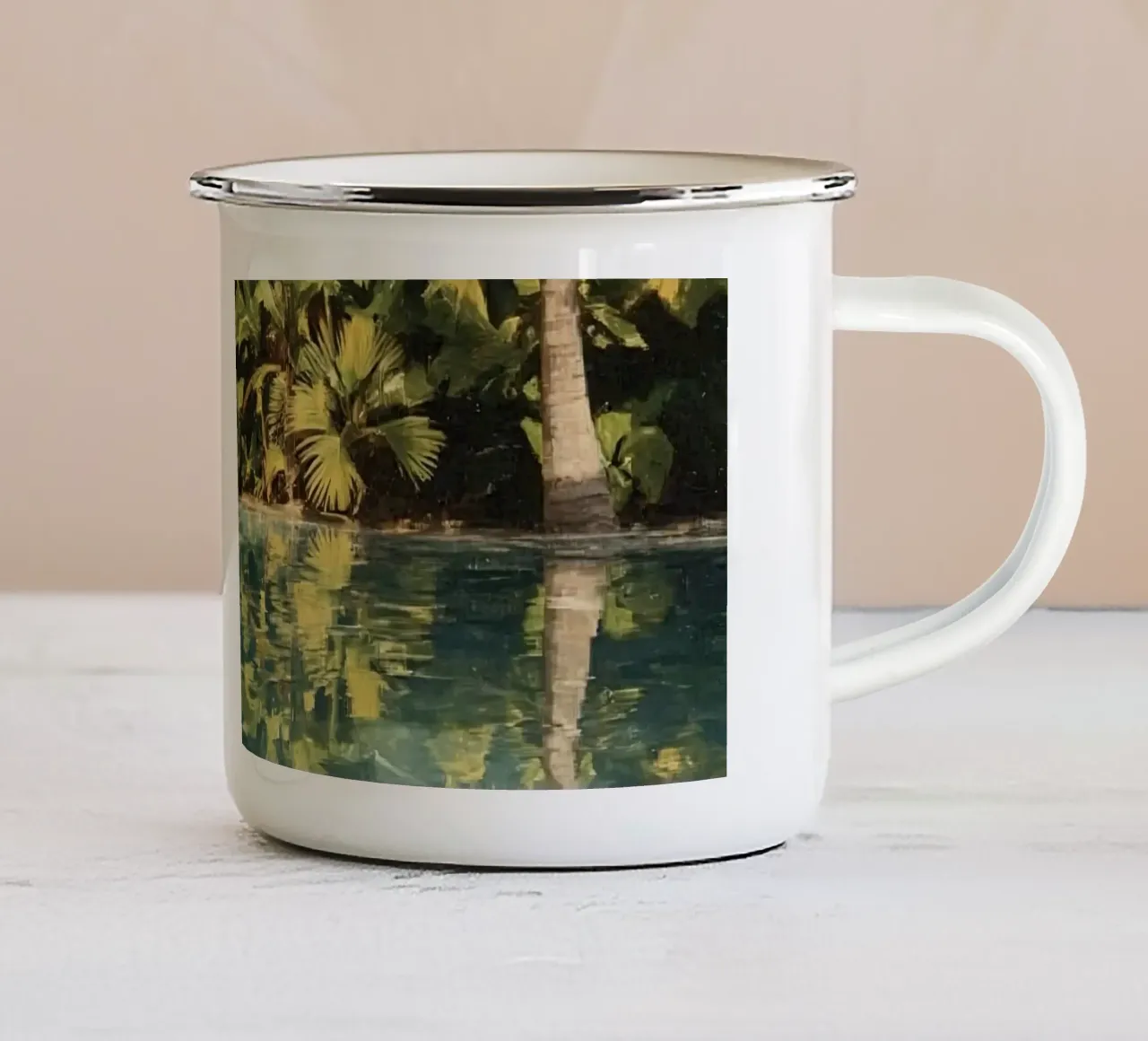 Palme riflesse nell'acqua tazza in smalto da DesignDoodle