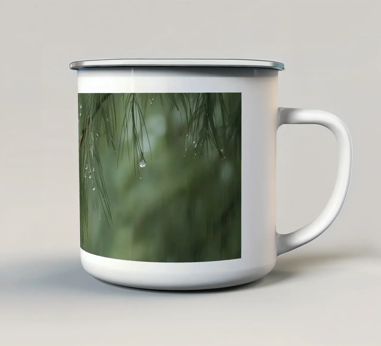 Ramo di pino e gocce di pioggia tazza in smalto da DesignDoodle