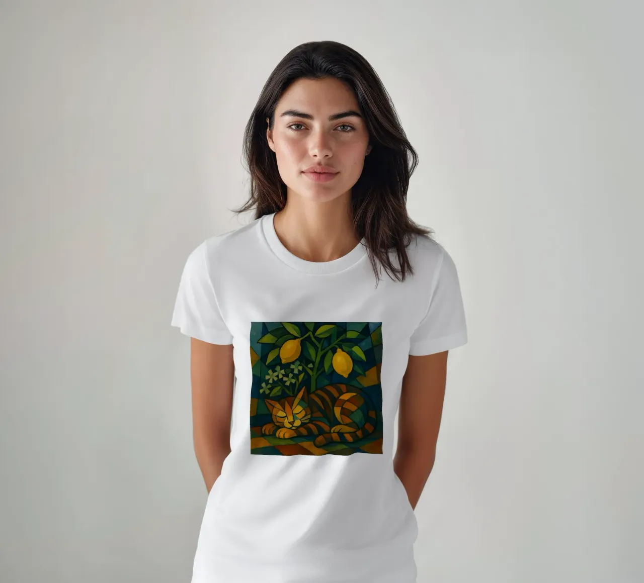 Sleeping Cat in Citrus Shade t-shirt da LemonCat Studio