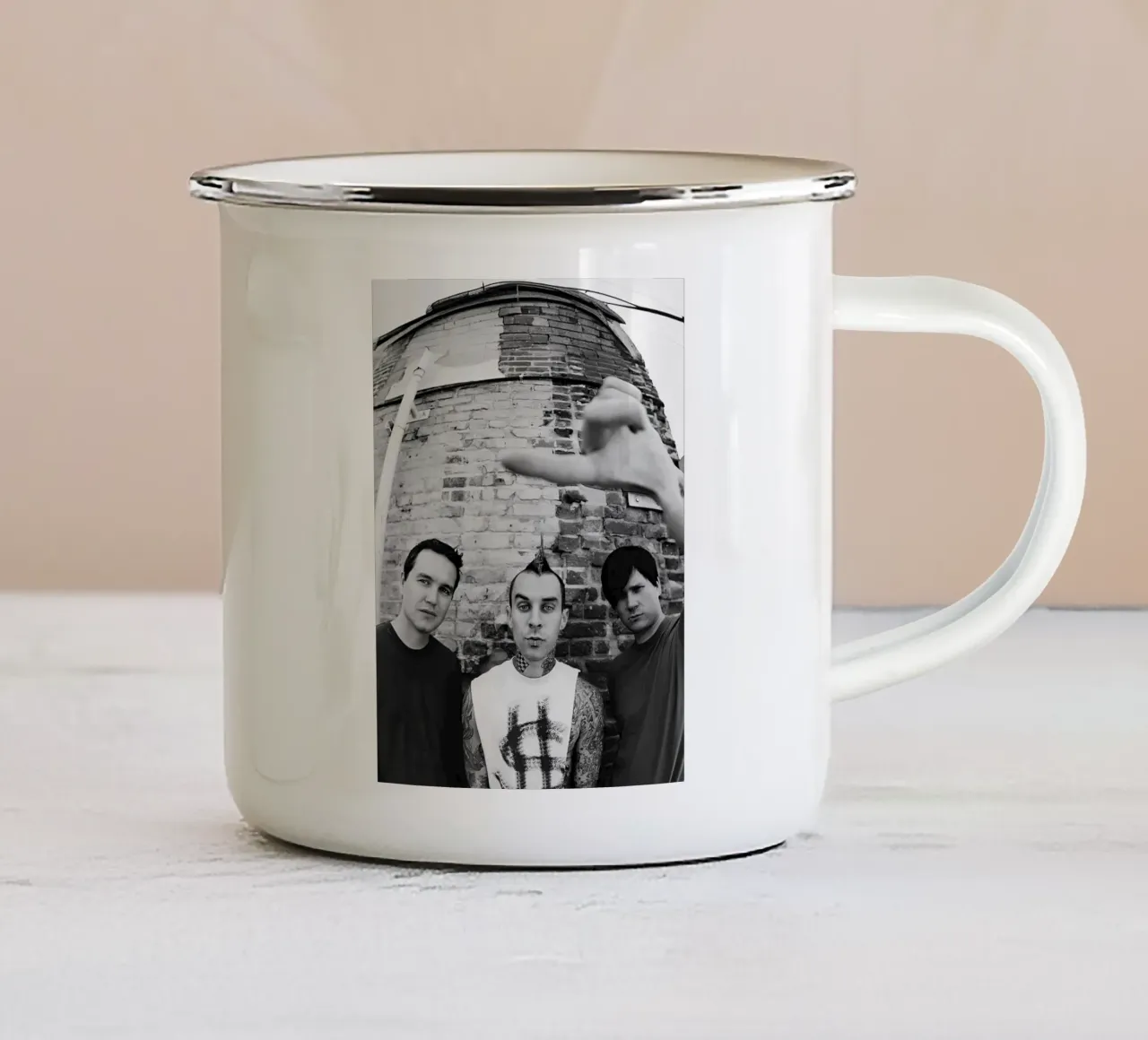 Blink 182 tazza in smalto da Musadad Shop