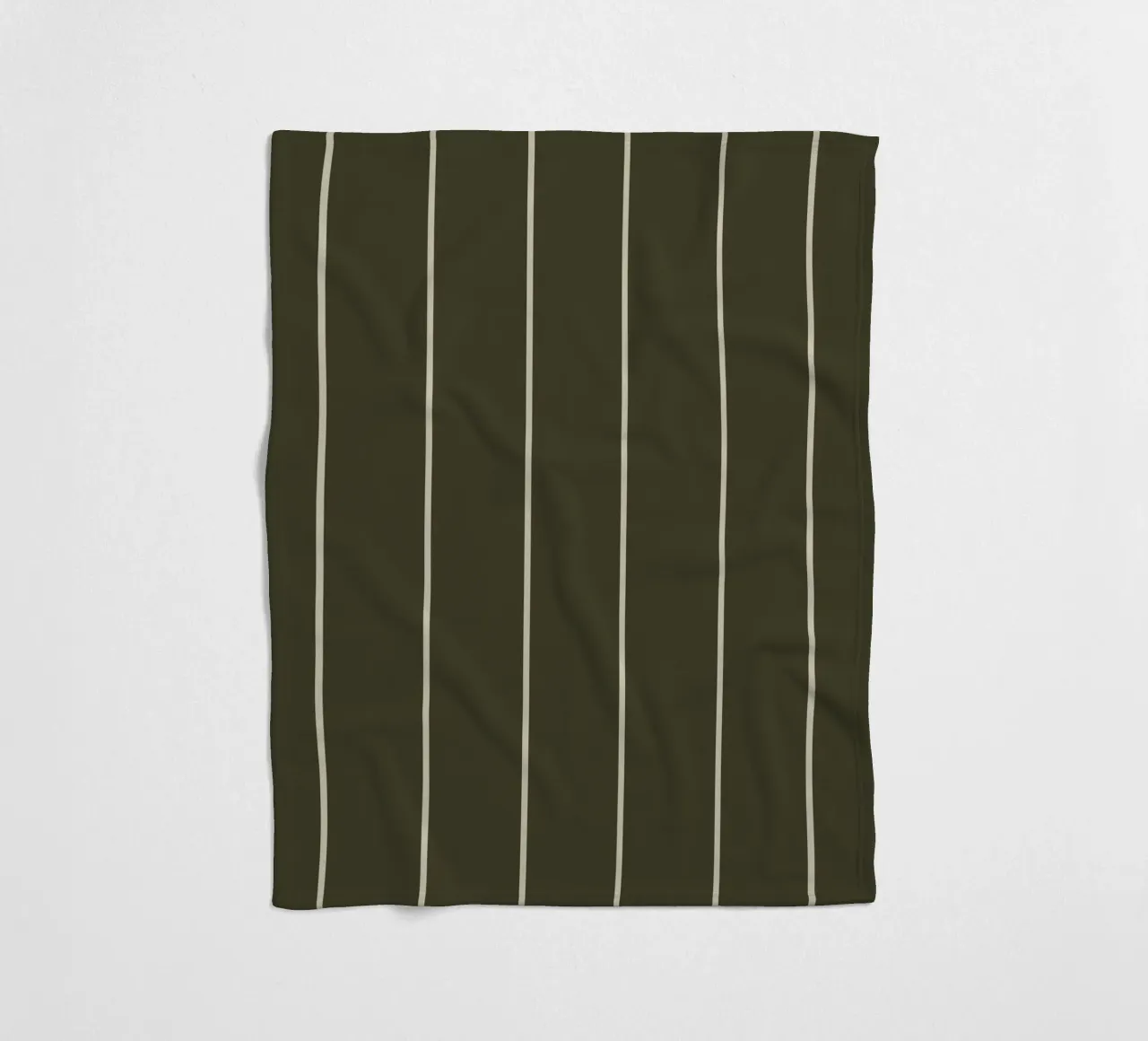 Dark olive green with skipping stone lines coperta in pile da TijanaArtStudio88
