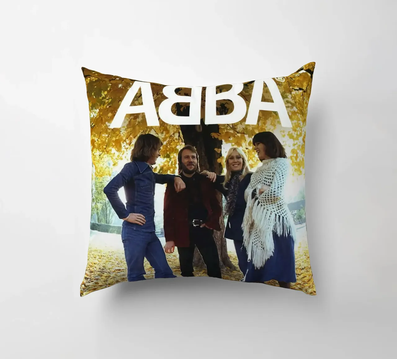 Poster classico degli Abba cuscino da MULTIMEDIA ARTWORK