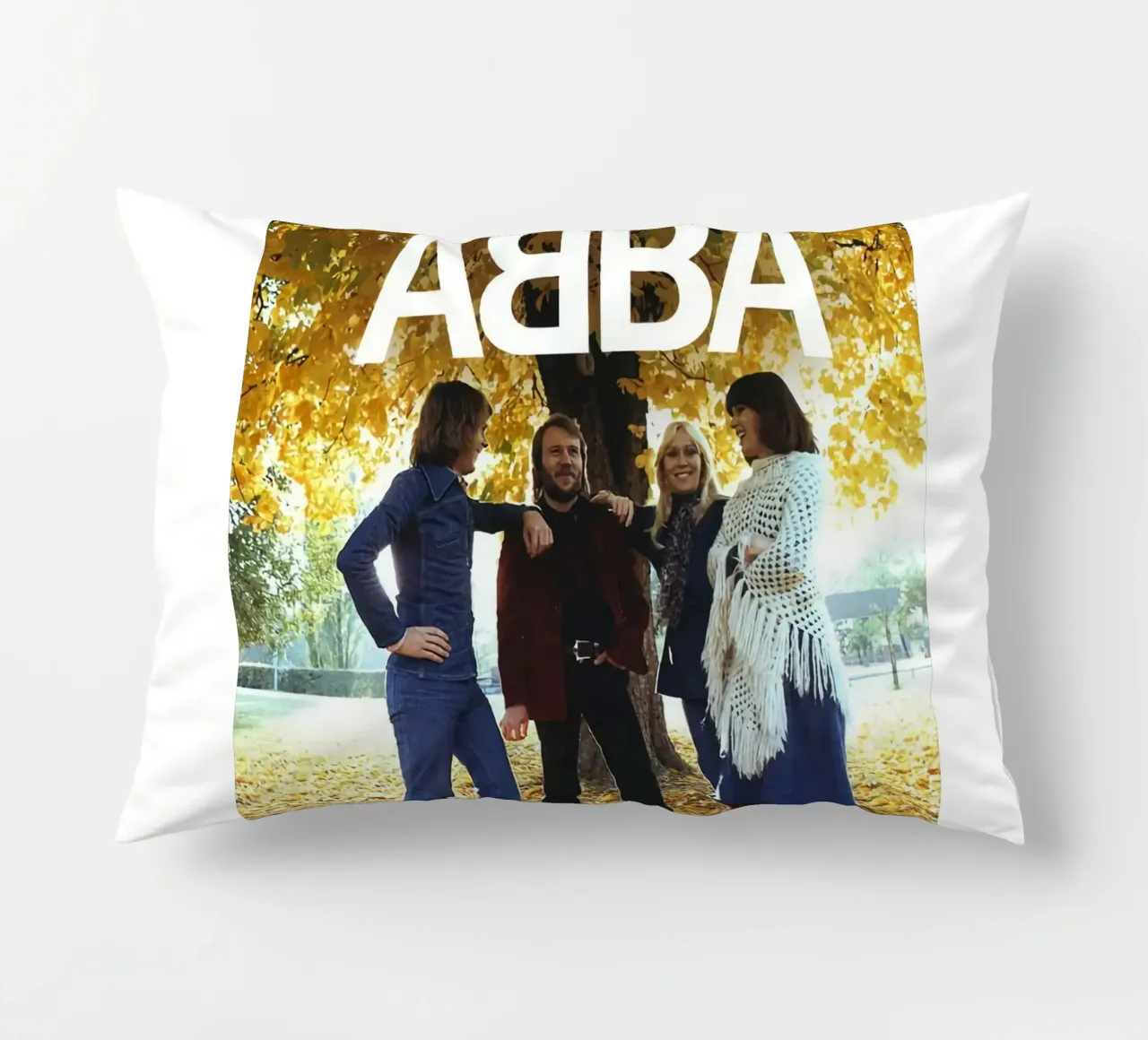 Poster classico degli Abba cuscino da MULTIMEDIA ARTWORK