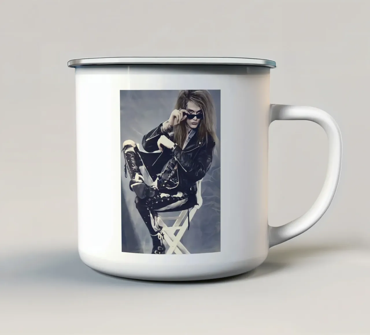Sebastian Bach Skidrow tazza in smalto da Musadad Shop