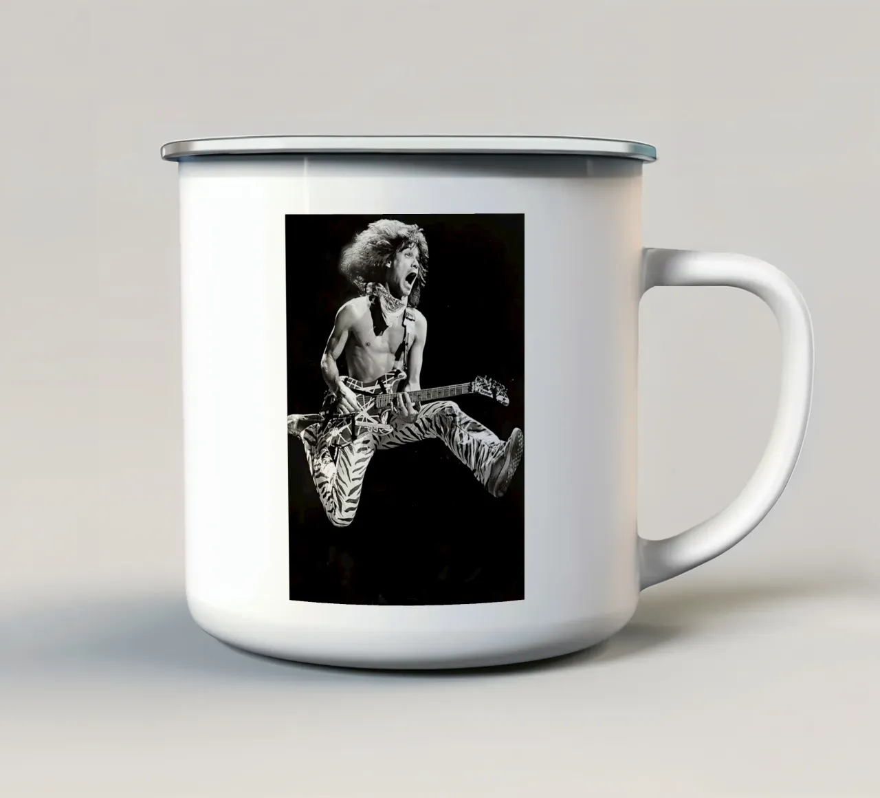 Eddie Van Halen Jump tazza in smalto da Musadad Shop