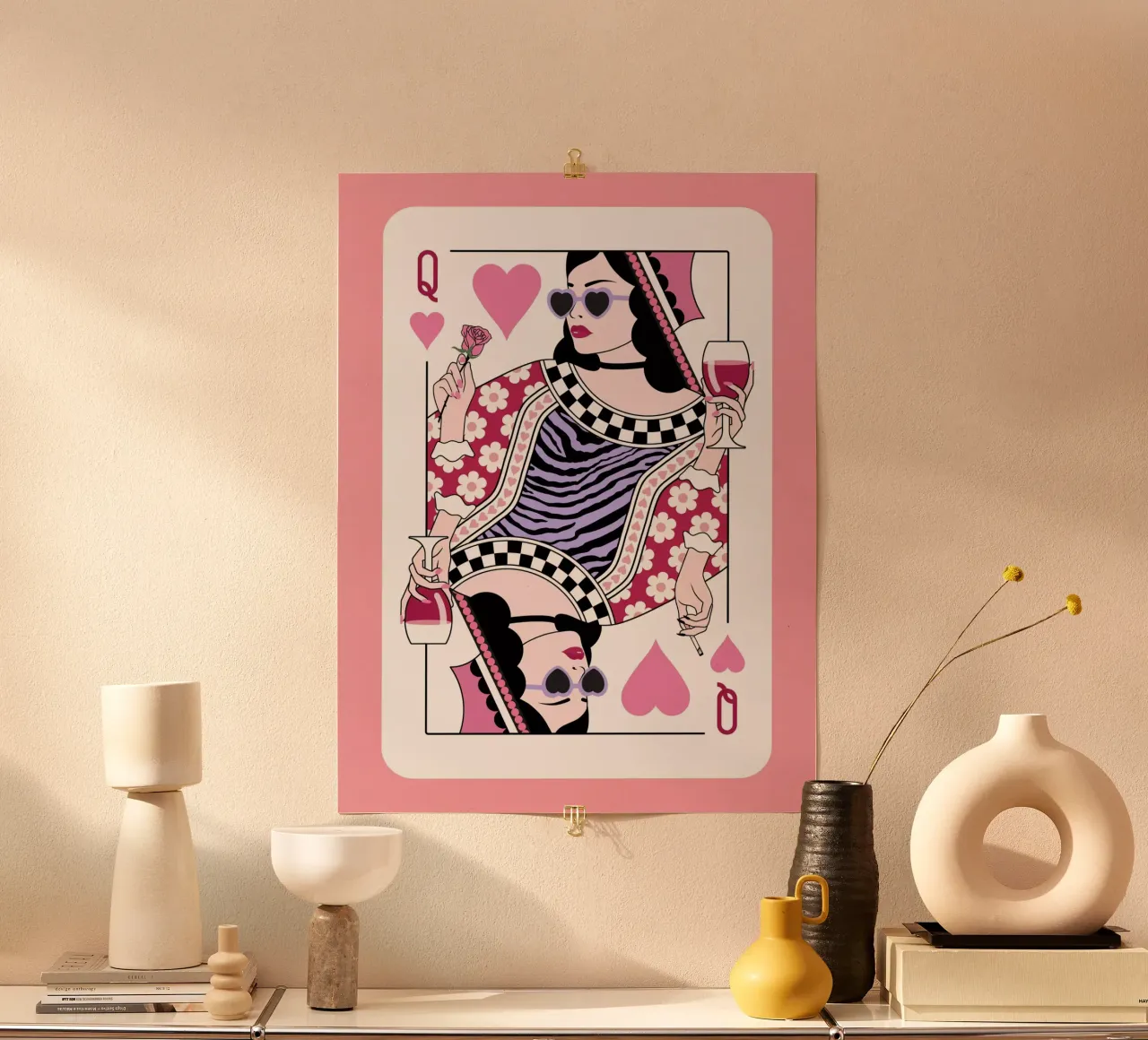 Regina di cuori - Rosa e viola poster con telaio in alluminio da Asha Designs