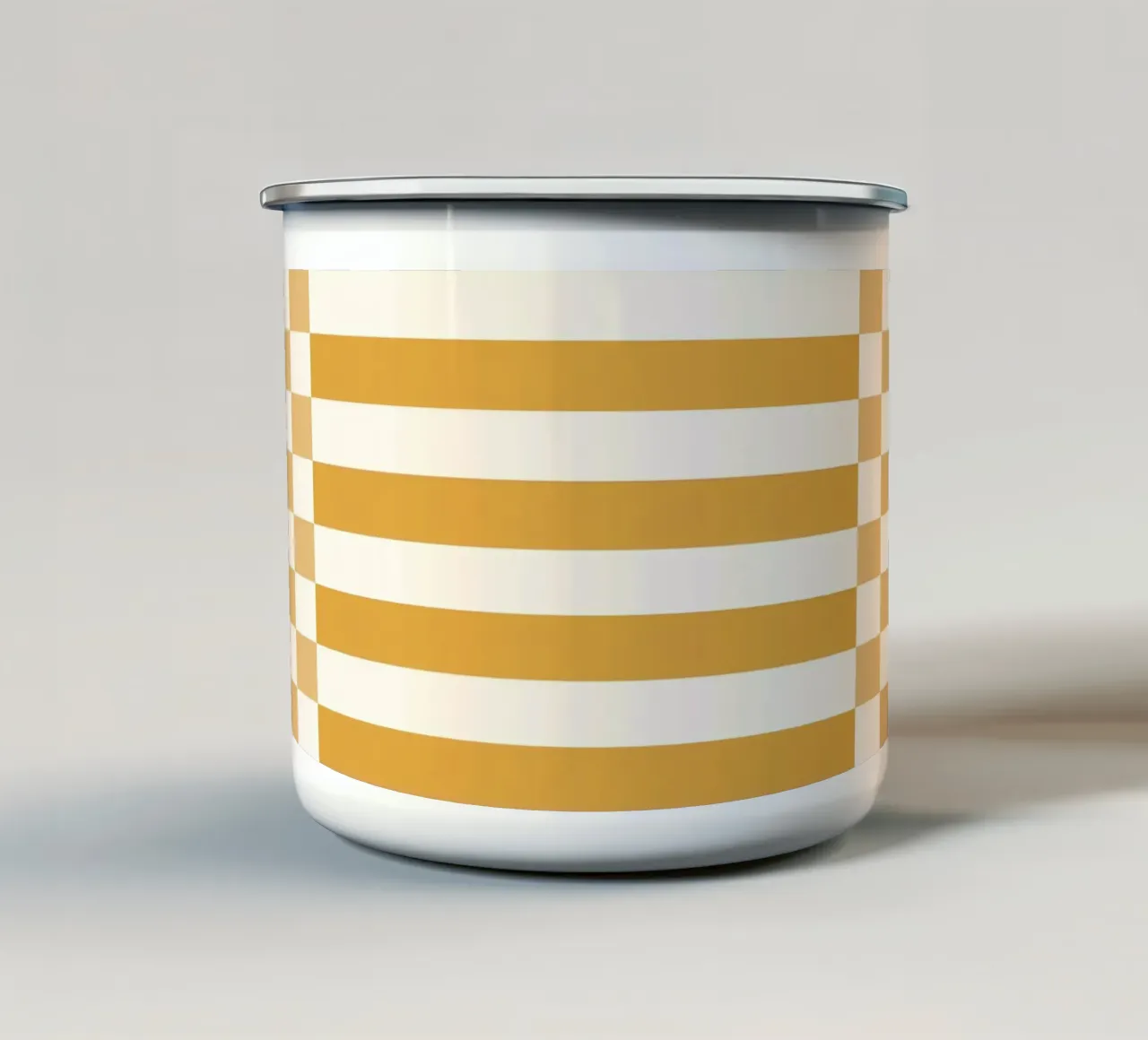 Light yellow checks and lines emaille mok van TijanaArtStudio88