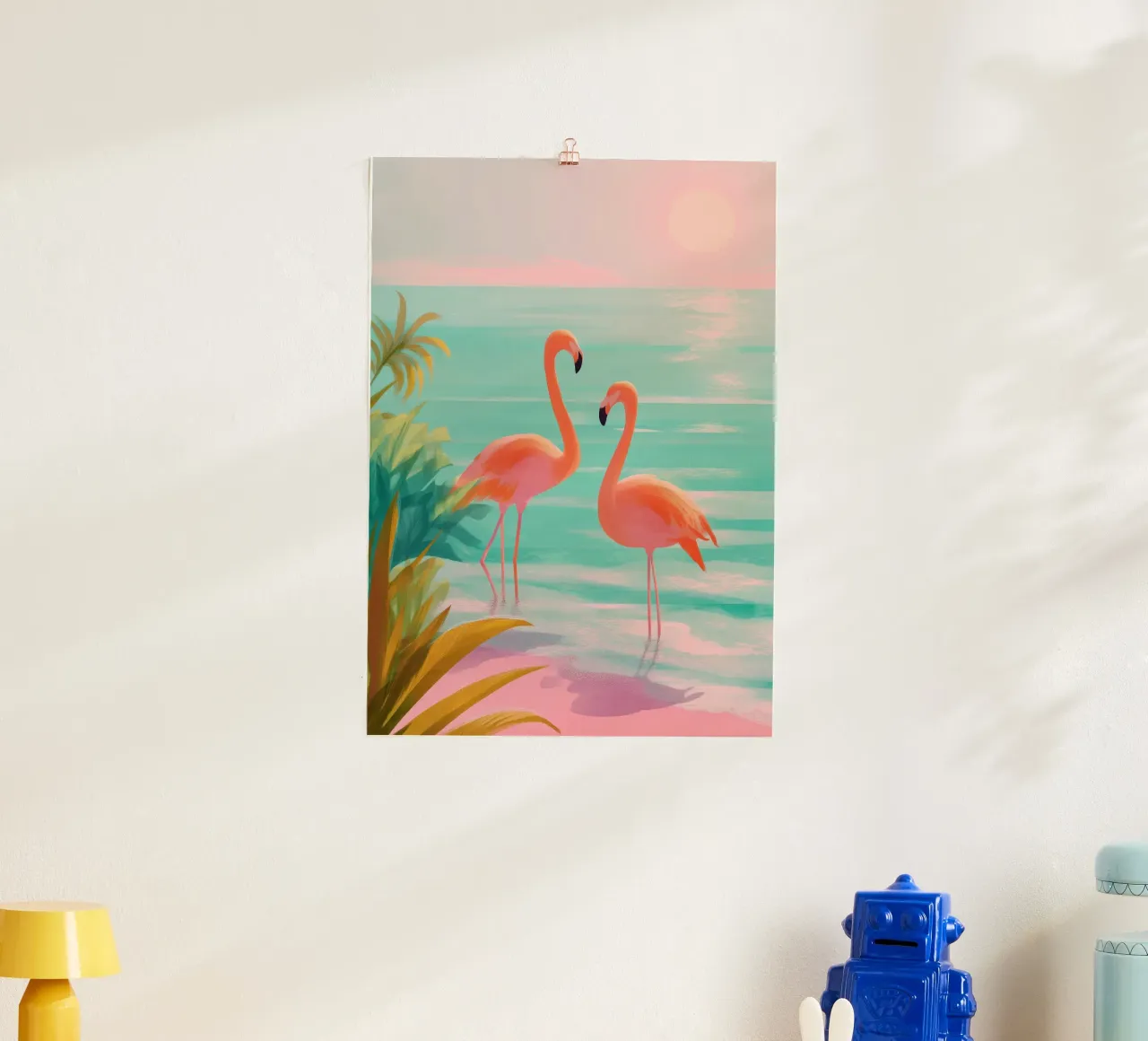 Pink Horizon – Flamingos at Dusk poster con telaio in legno da Dune