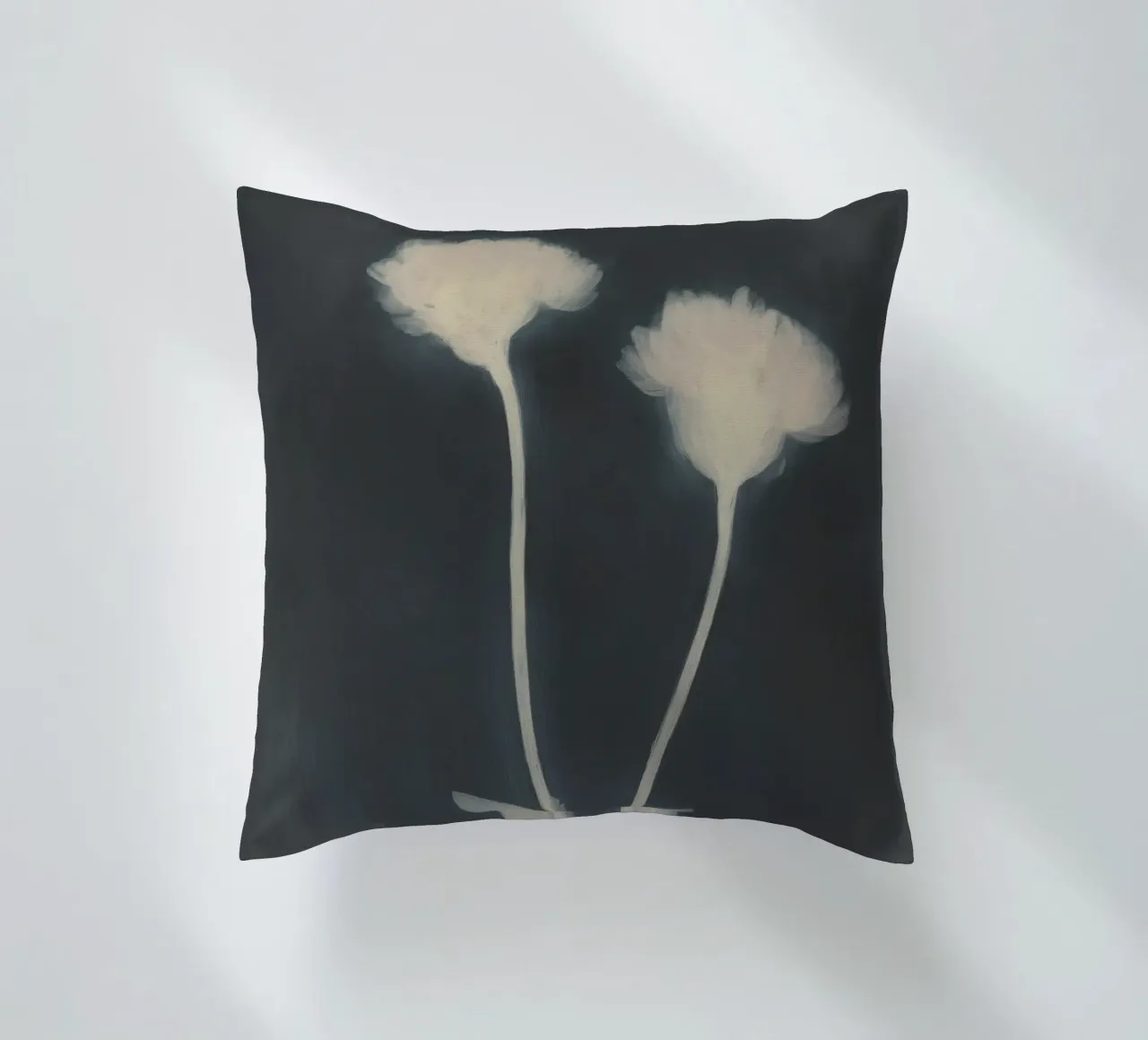Faded Bloom No 02 cuscino da treechild