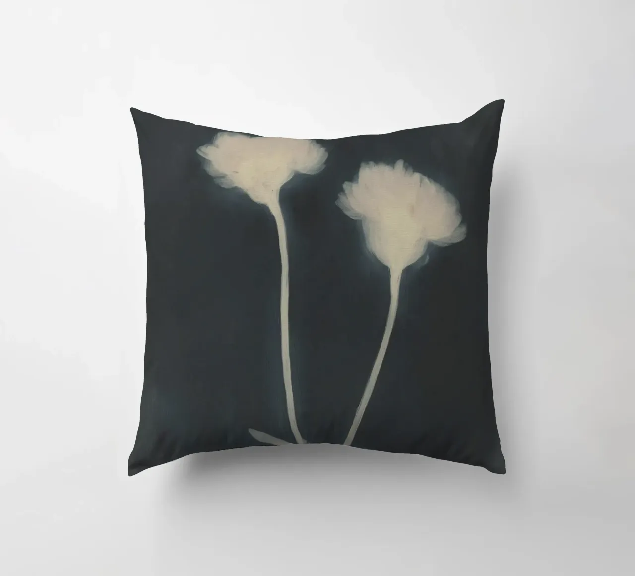 Faded Bloom No 02 cuscino da treechild