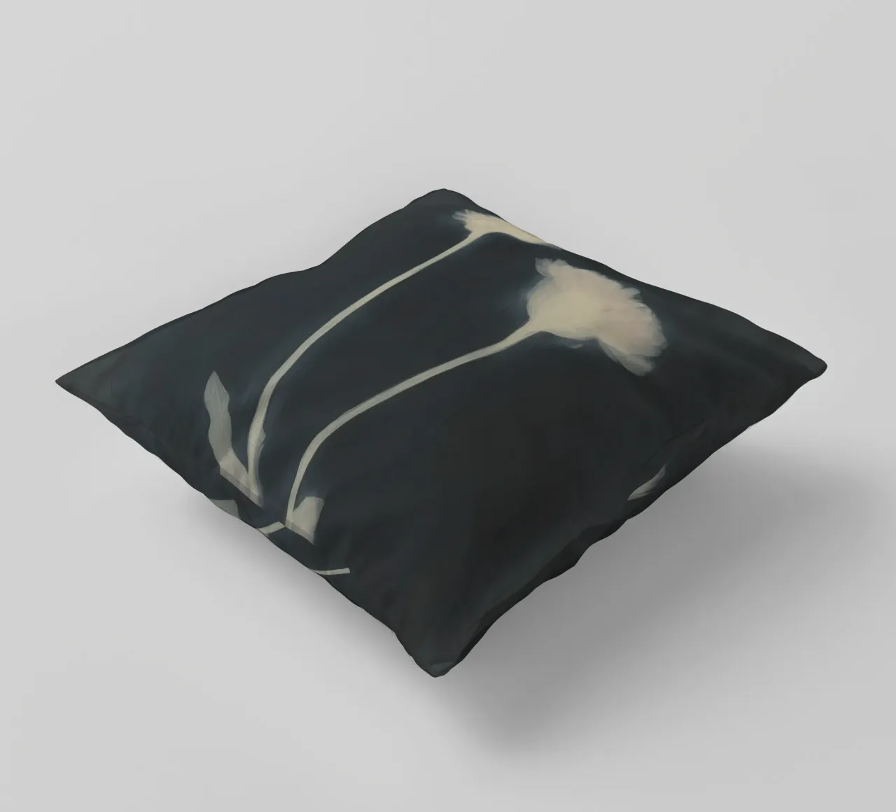 Faded Bloom No 02 cuscino da treechild
