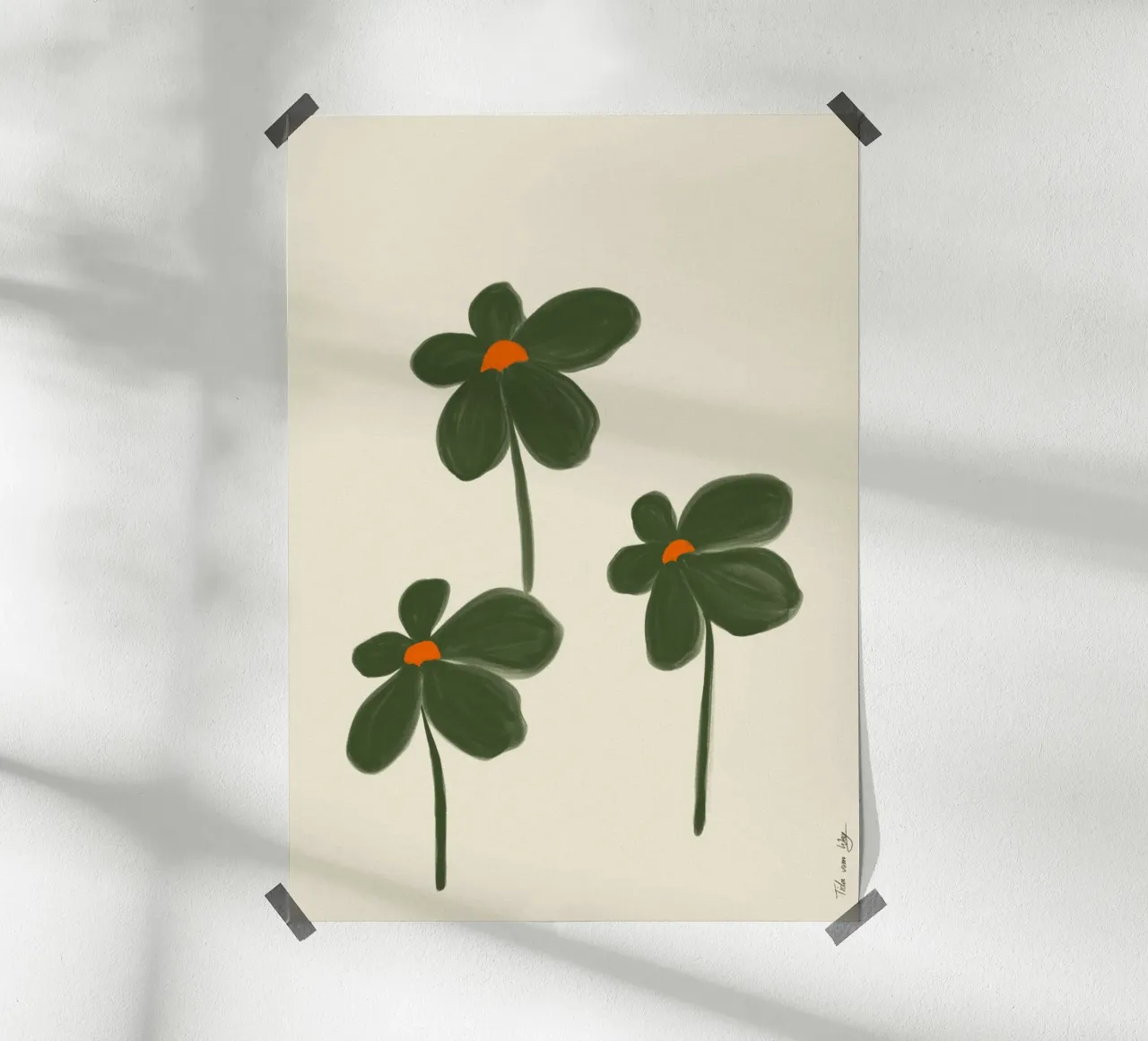 Tre fiori verdi poster con telaio in plastica da Tida vom Weg