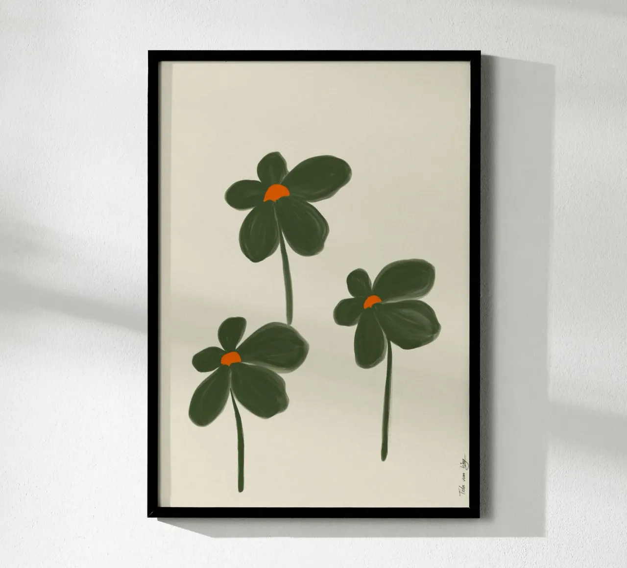 Tre fiori verdi poster con telaio in plastica da Tida vom Weg