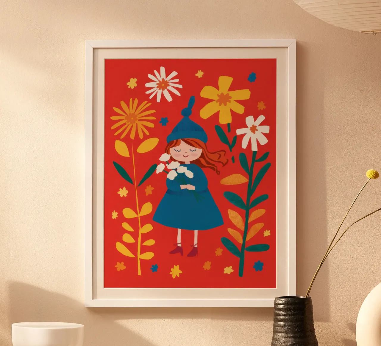 Bambina dei fiori dai capelli rossi poster con telaio in legno da Luna Aura