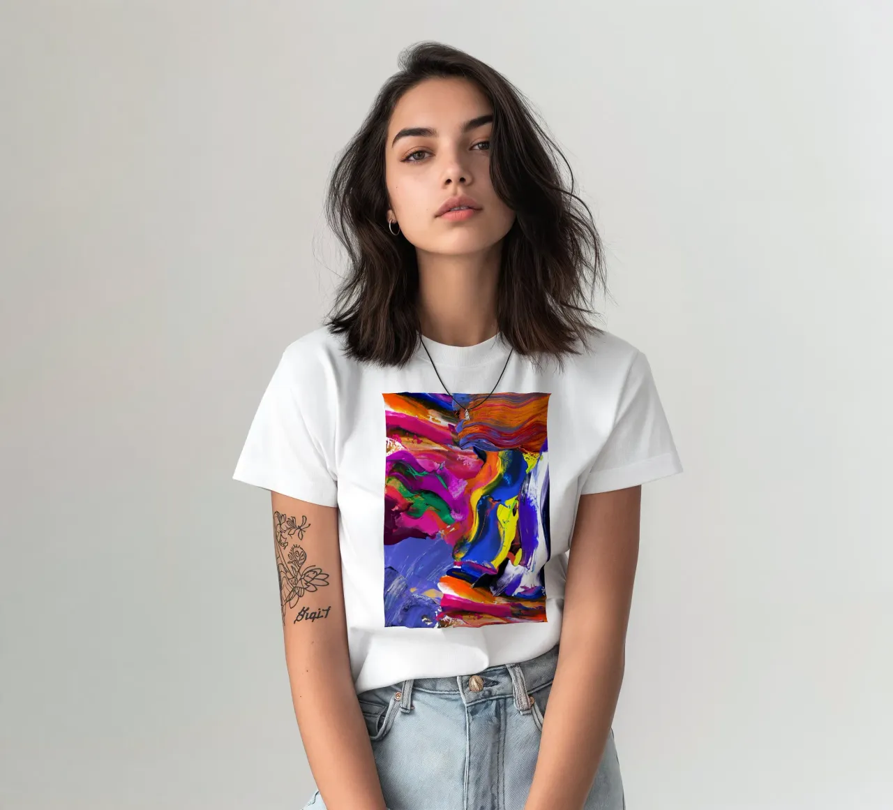 Echoes in Color t-shirt da RS LAB STUDIO