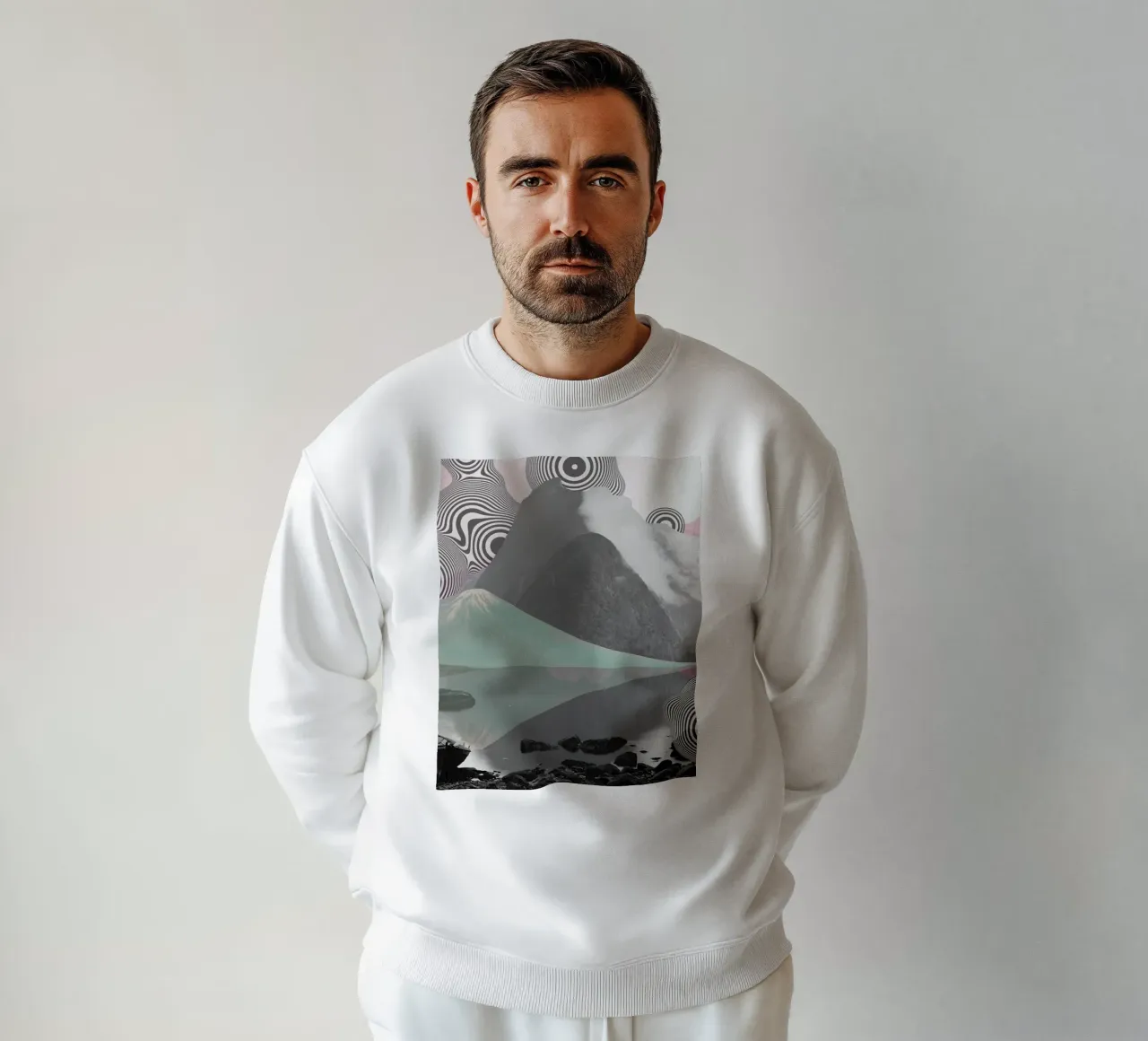 Dreams Beyond Terrain | Press Play Art Print Collage sudadera de Press Play Art Prints