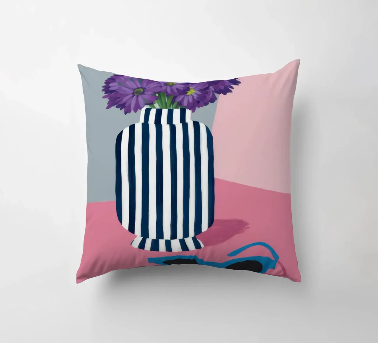 Violette in vaso a righe cuscino da Irish Strokes