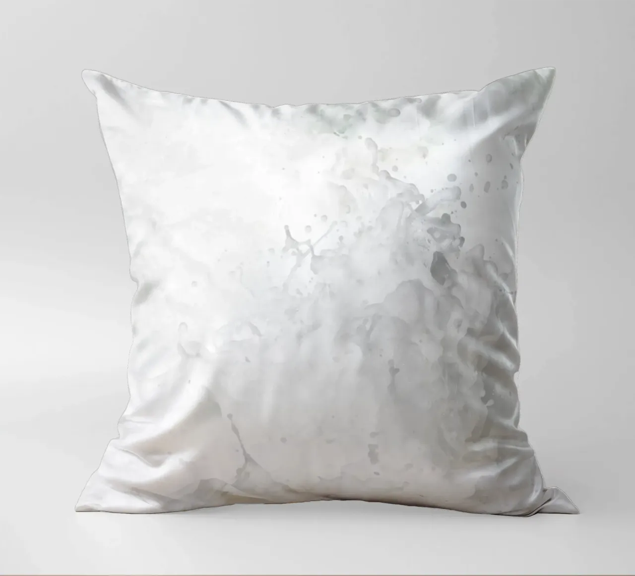Random Chain II decorative cushion by Tal Paz-Fridman