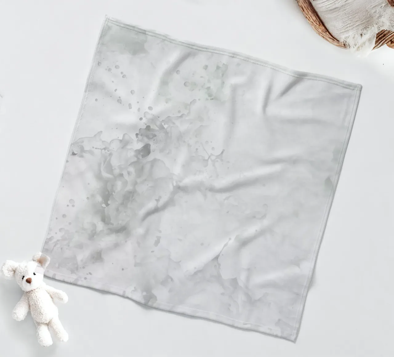 Random Chain II fleece blanket by Tal Paz-Fridman