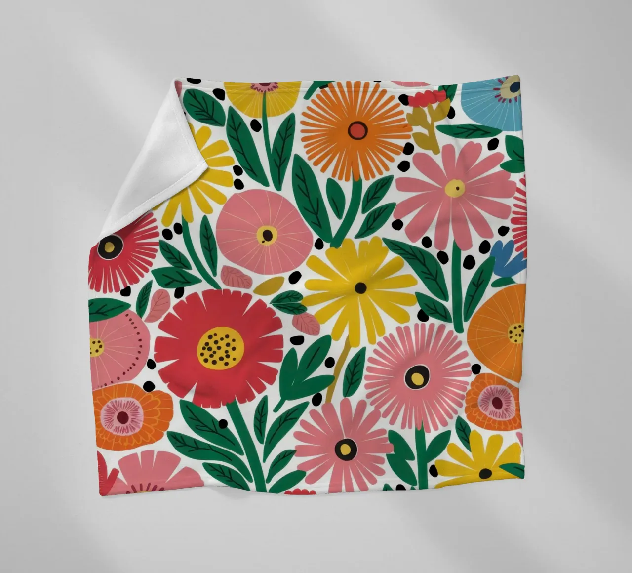 Sfilata di petali retrò coperta in pile da Trace Brush
