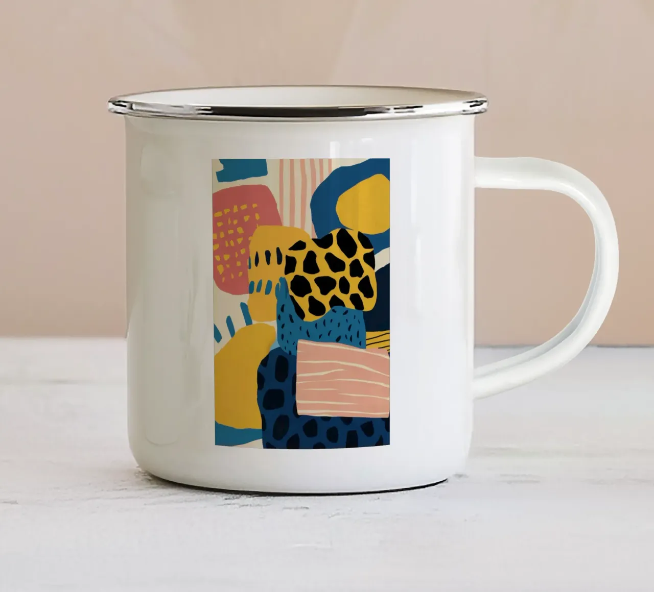 Macchia leopardata astratta tazza in smalto da Mark Solaria
