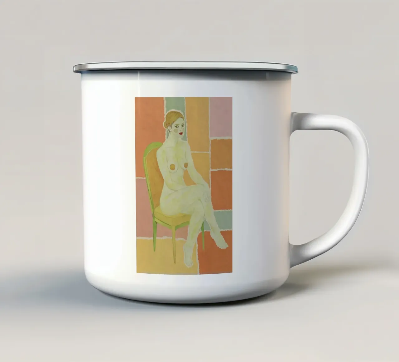 Donna nuda in poltrona, tavolozza di colori retrò, Pop Art moderna tazza in smalto da Hecate Pim Designs