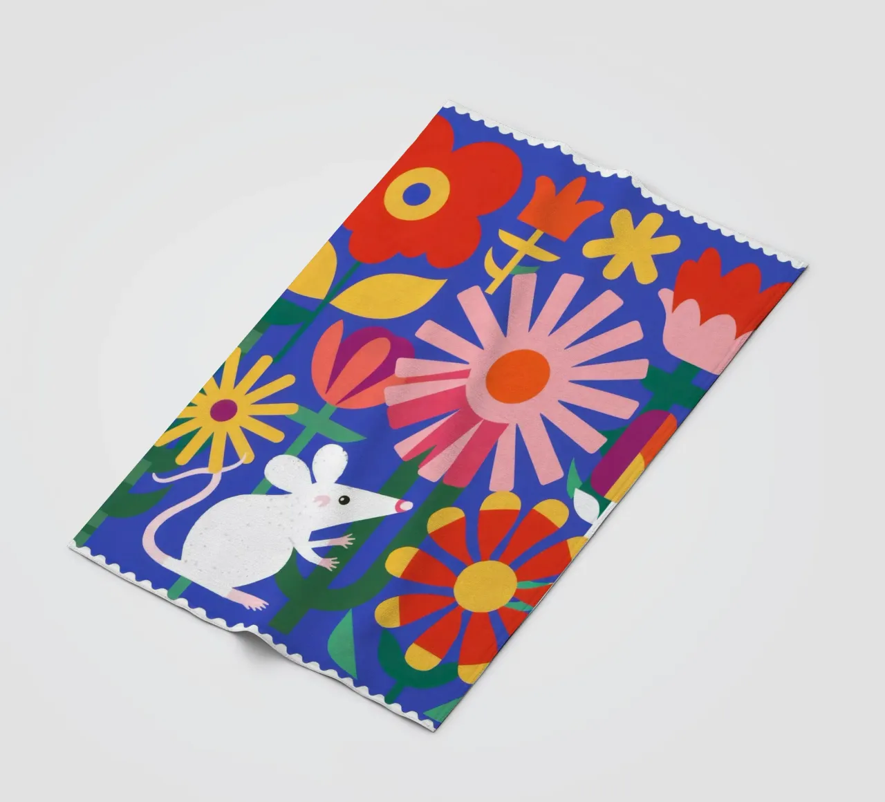 Topo in fiore coperta in pile da Gaia Viesta